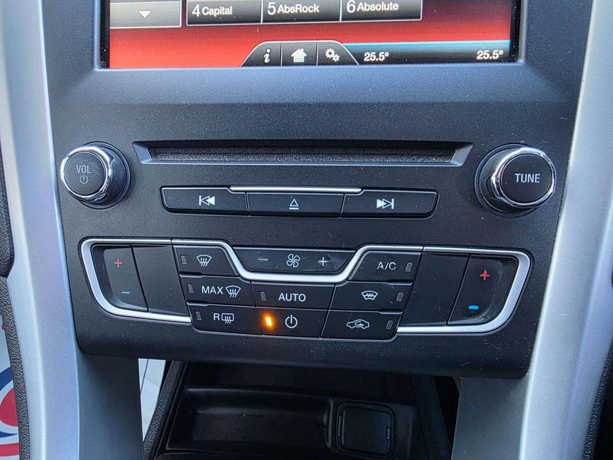 2015 FORD MONDEO 2015 FORD MONDEO