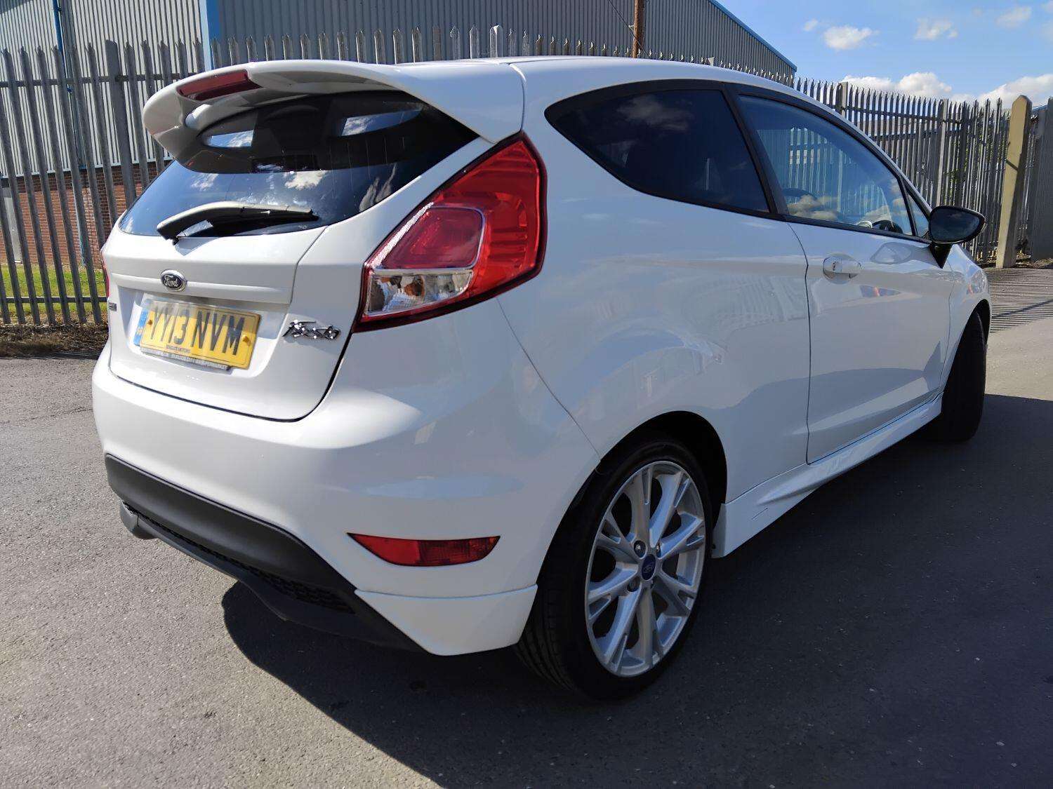 2013 FORD FIESTA 2013 FORD FIESTA