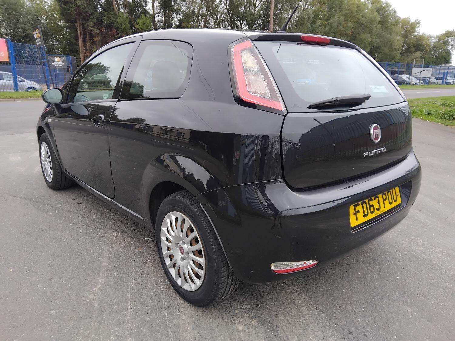 2014 FIAT PUNTO 2014 FIAT PUNTO