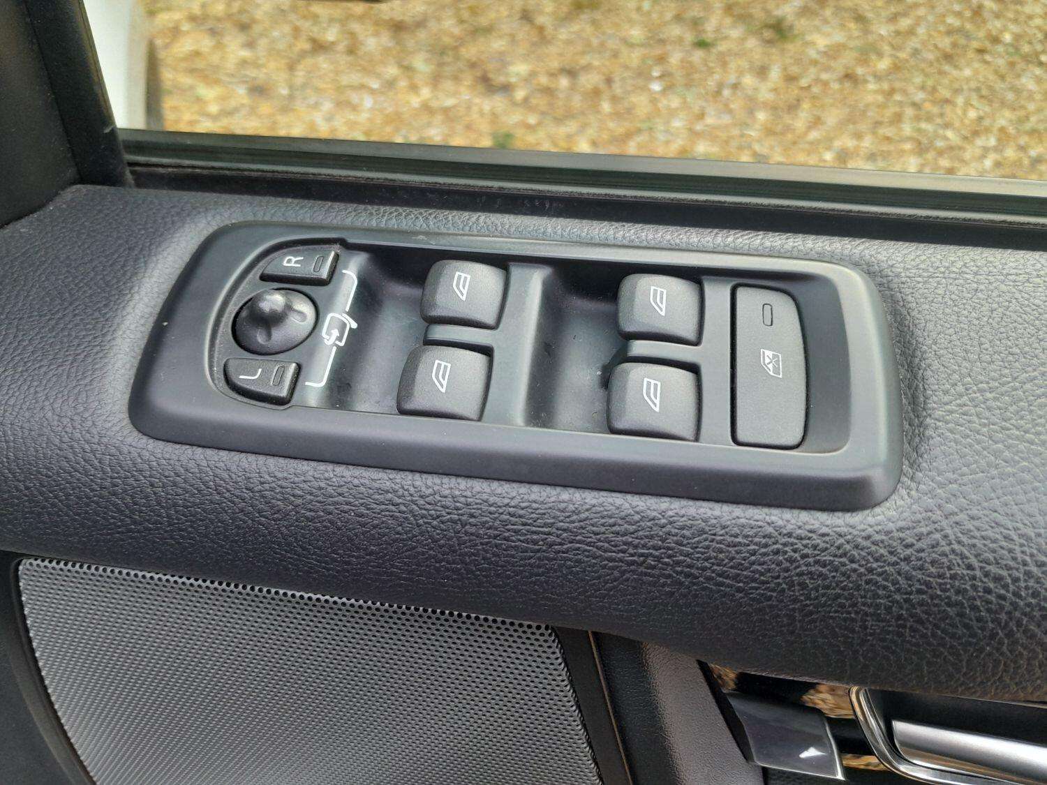 2014 LAND ROVER DISCOVERY 4 2014 LAND ROVER DISCOVERY 4