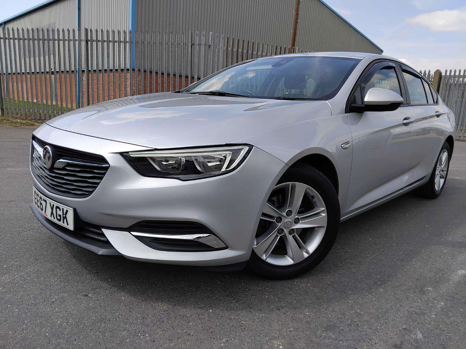 2017 VAUXHALL INSIGNIA 2017 VAUXHALL INSIGNIA