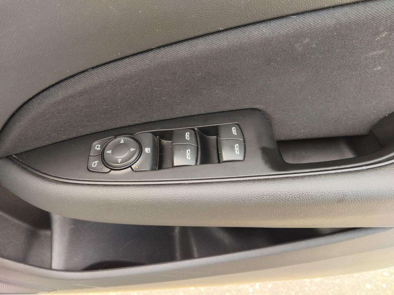 2017 VAUXHALL INSIGNIA 2017 VAUXHALL INSIGNIA