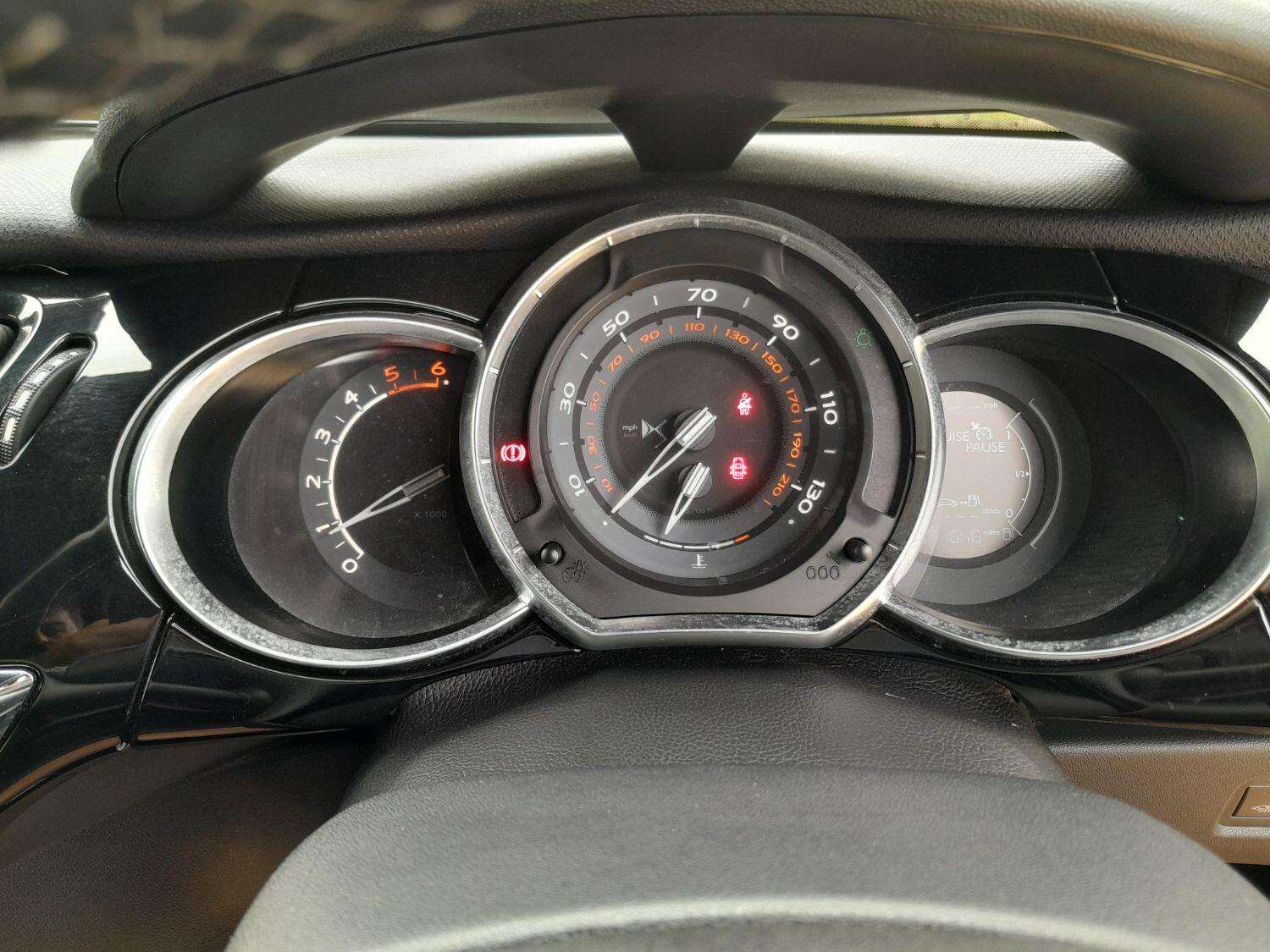 2016 DS AUTOMOBILES DS 3 2016 DS AUTOMOBILES DS 3