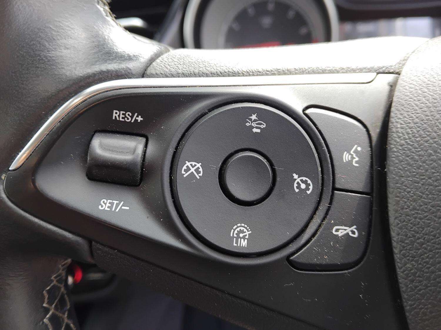 2017 VAUXHALL INSIGNIA 2017 VAUXHALL INSIGNIA