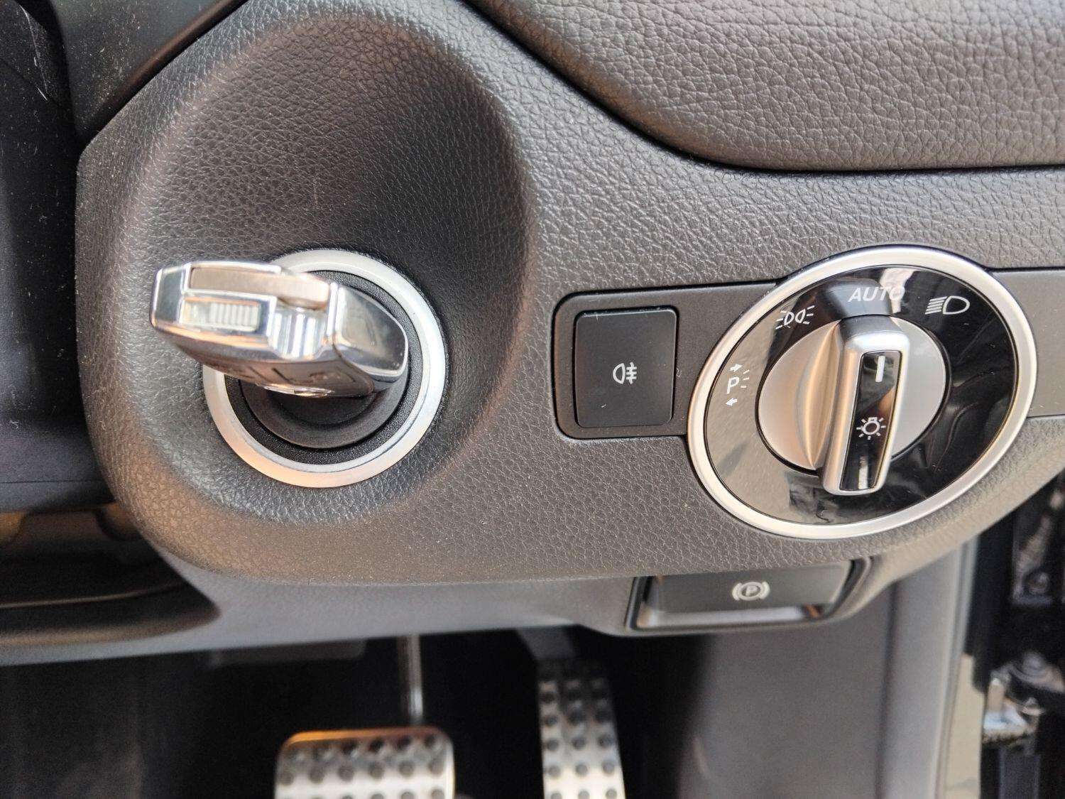 2016 MERCEDES-BENZ GLA CLASS 2016 MERCEDES-BENZ GLA CLASS