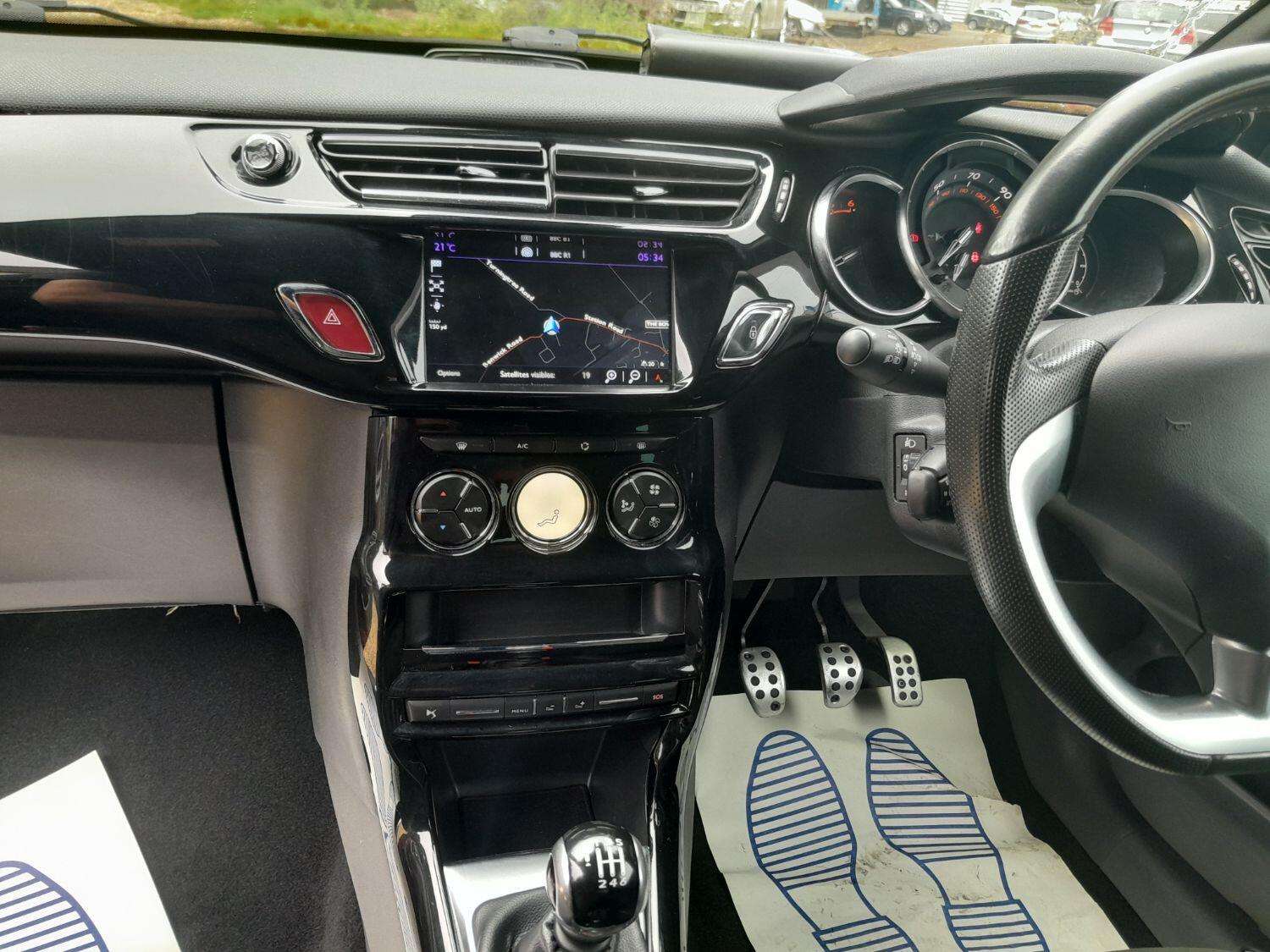 2016 DS AUTOMOBILES DS 3 2016 DS AUTOMOBILES DS 3