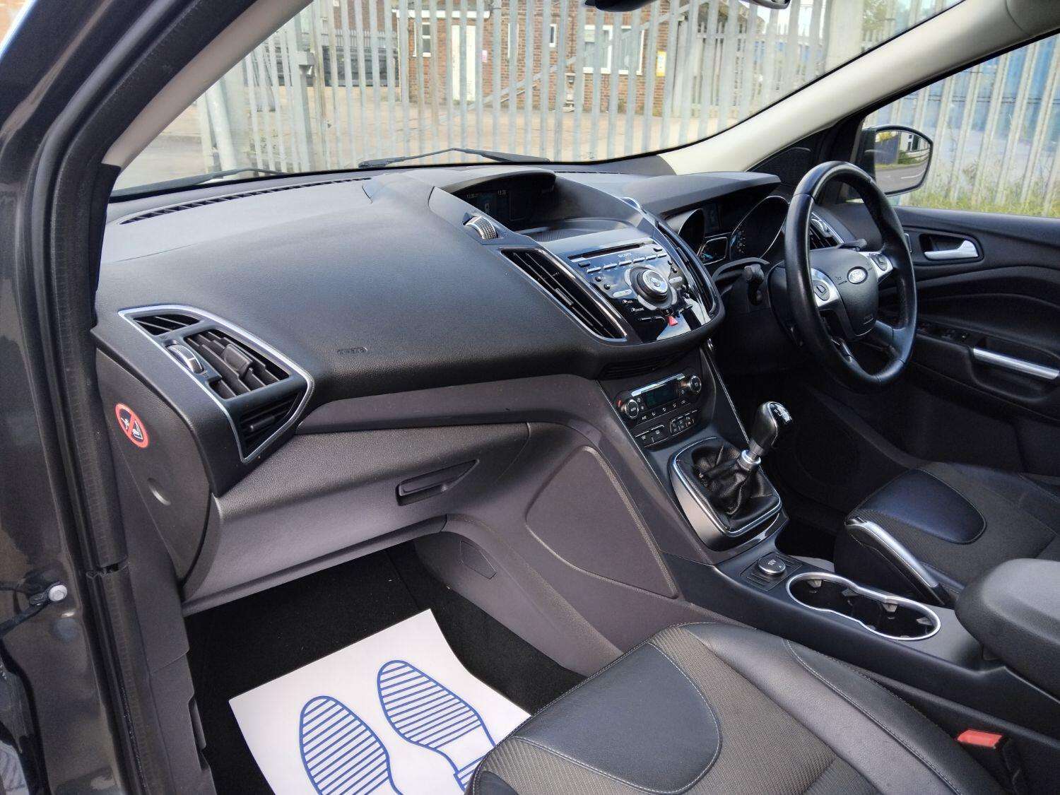 2015 FORD KUGA 2015 FORD KUGA