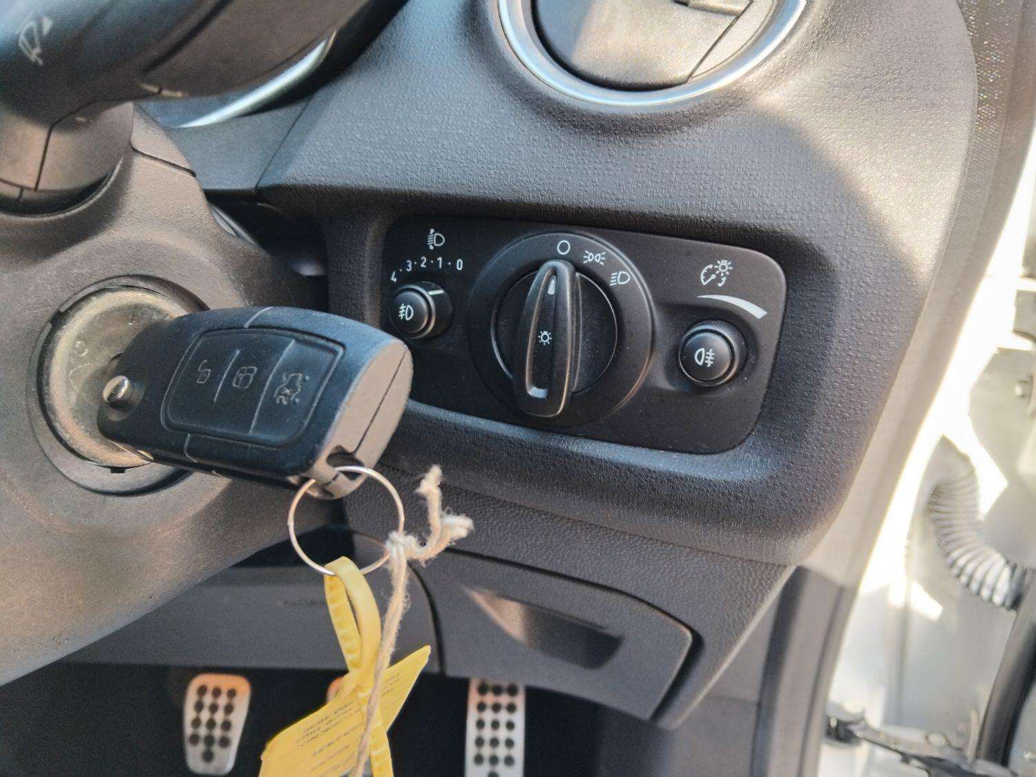 2013 FORD FIESTA 2013 FORD FIESTA