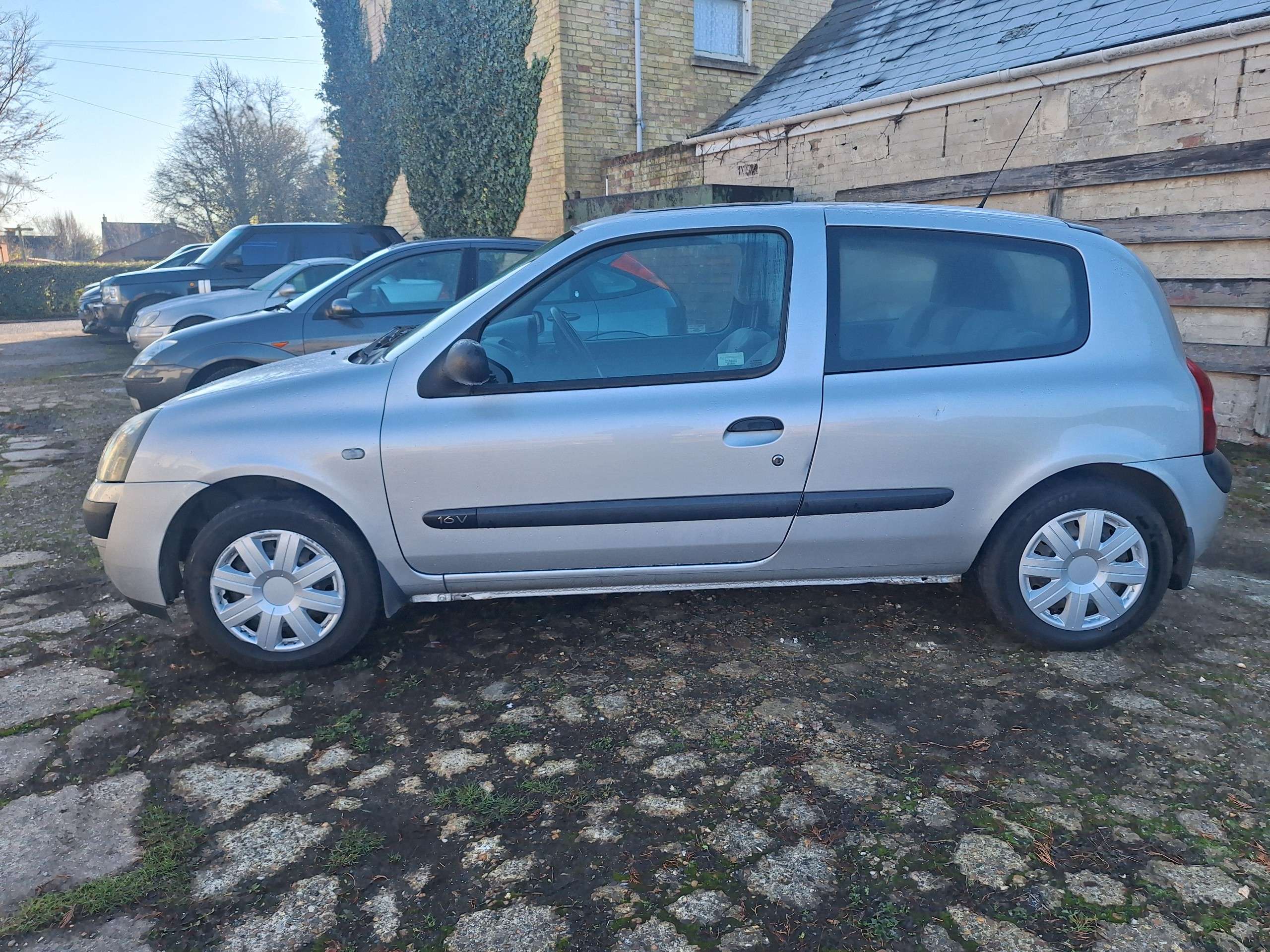 2005 RENAULT CLIO 2005 RENAULT CLIO