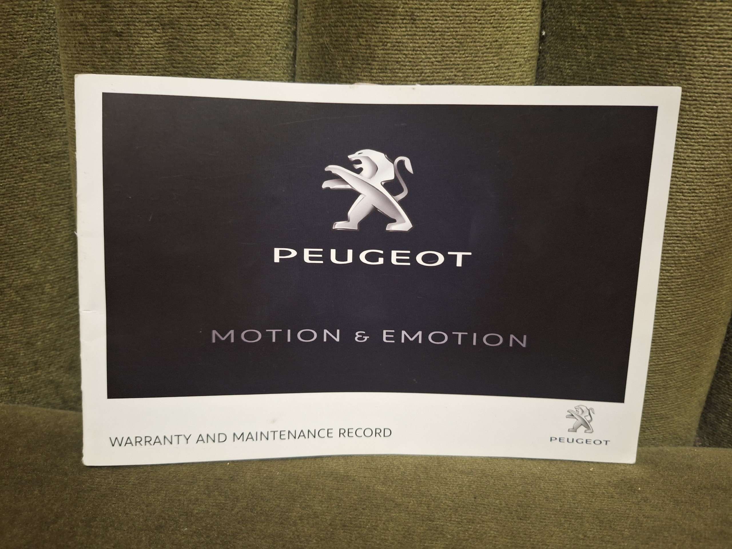 2015 PEUGEOT 208 2015 PEUGEOT 208