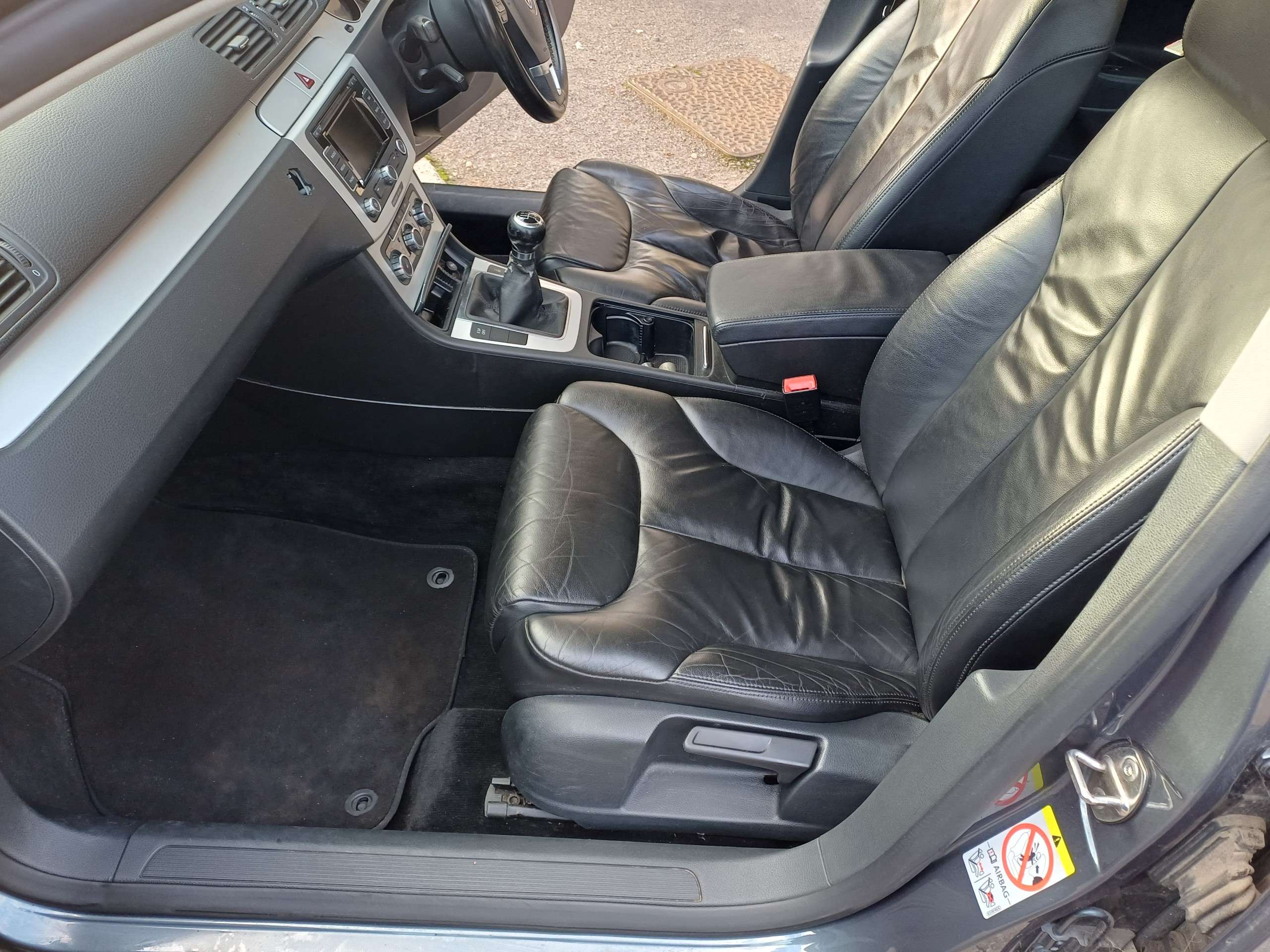 2010 VOLKSWAGEN PASSAT 2010 VOLKSWAGEN PASSAT