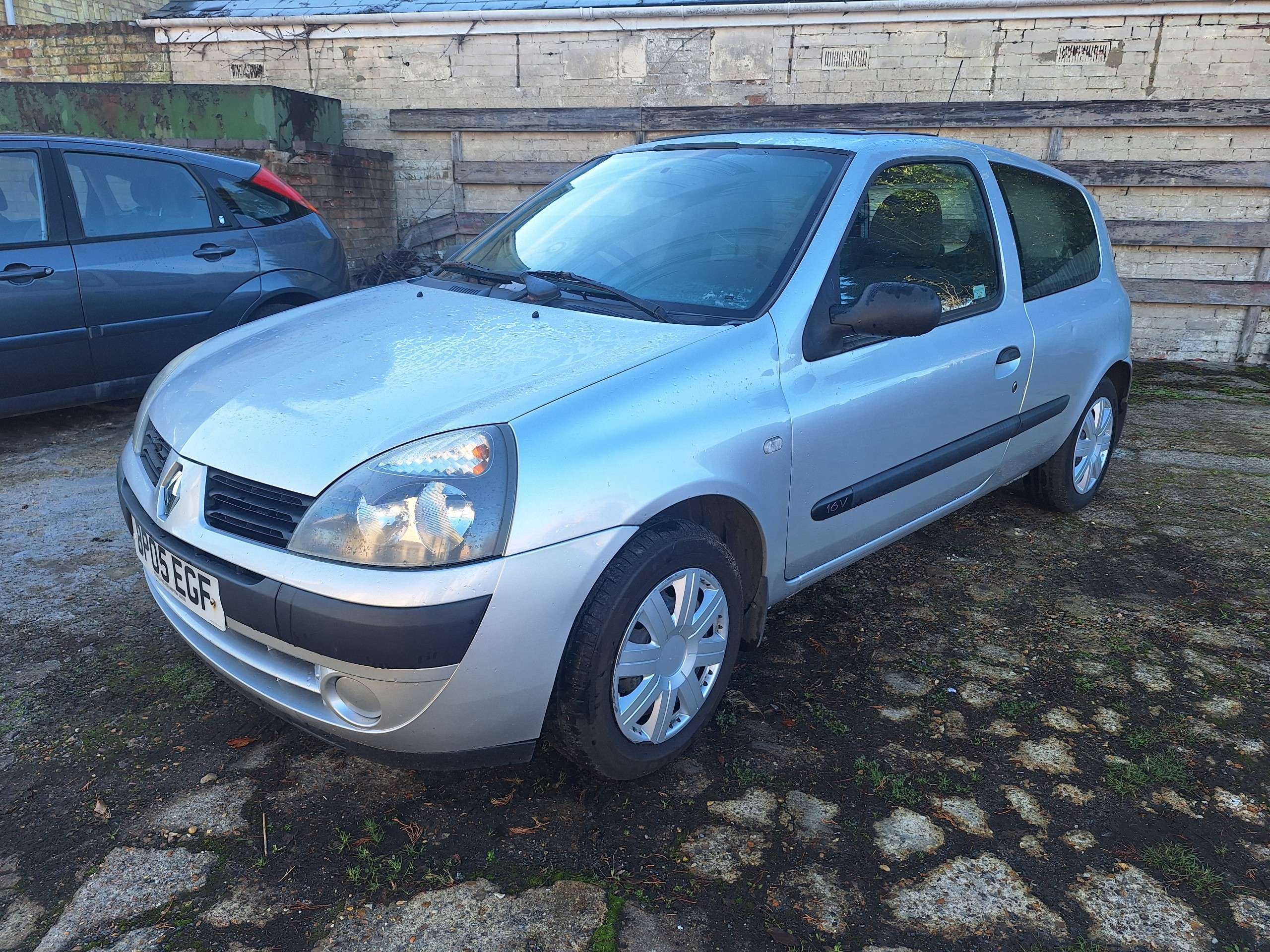 2005 RENAULT CLIO 2005 RENAULT CLIO