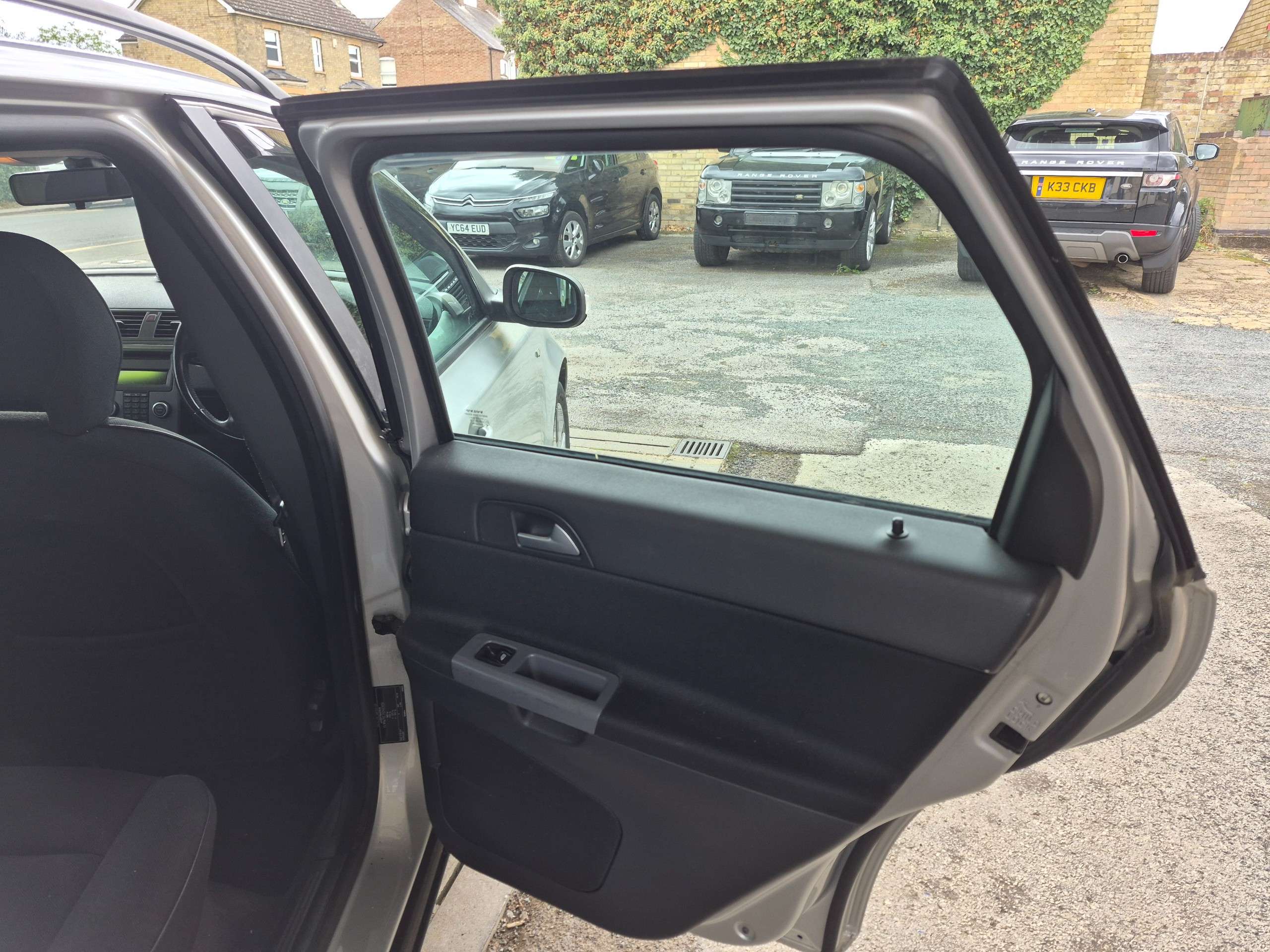 2009 VOLVO V50 2009 VOLVO V50