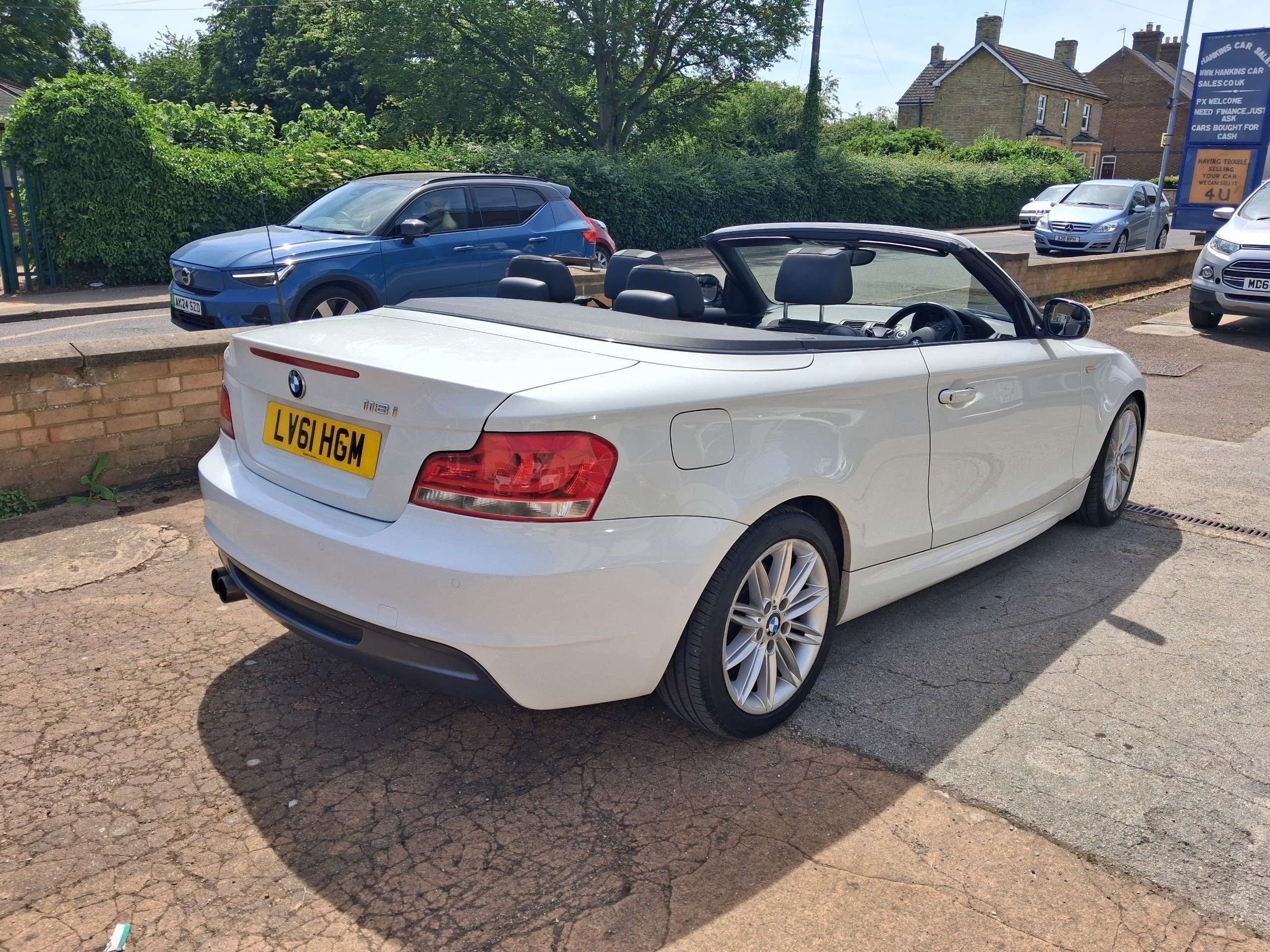2011 BMW 1 SERIES 2011 BMW 1 SERIES