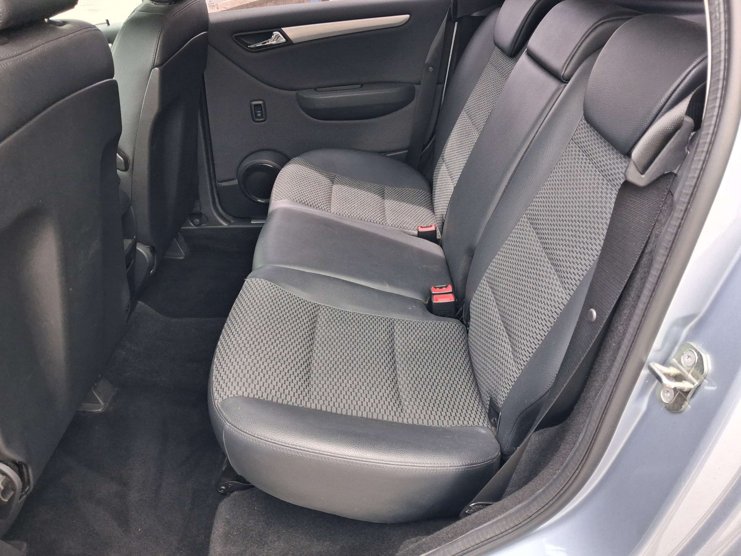 2010 MERCEDES-BENZ B CLASS 2010 MERCEDES-BENZ B CLASS