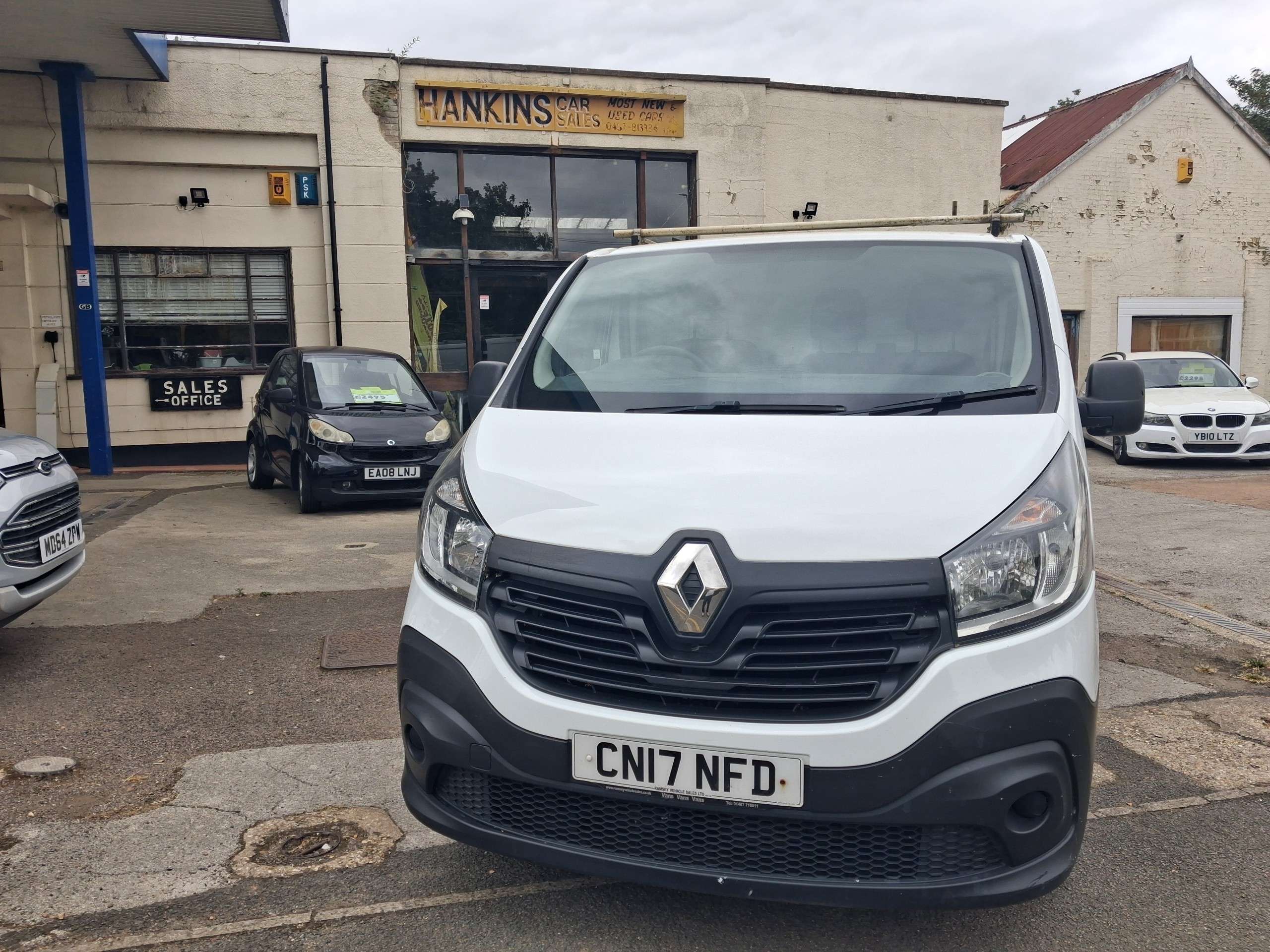 2017 RENAULT TRAFIC 2017 RENAULT TRAFIC