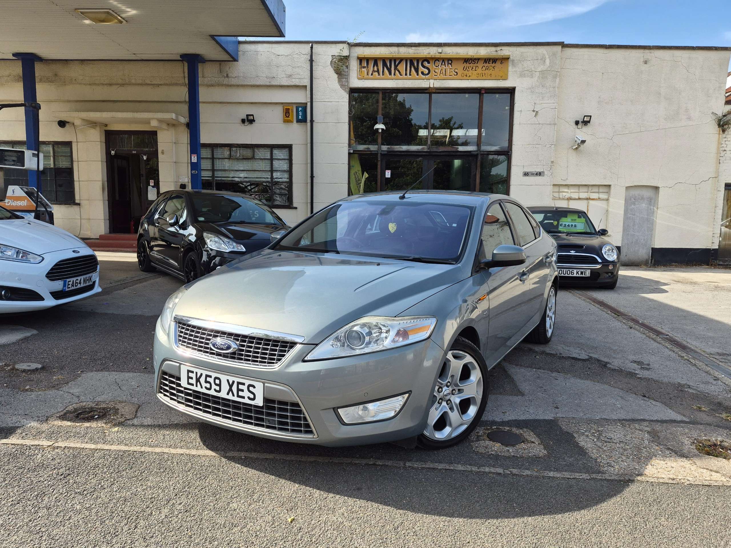 A 2009 FORD MONDEO 2.0 TDCi Titanium X Hatchback 5dr Diesel Automatic (187 g/km, 138 bhp) A 2009 FORD MONDEO 2.0 TDCi Titanium X Hatchback 5dr Diesel Automatic (187 g/km, 138 bhp)