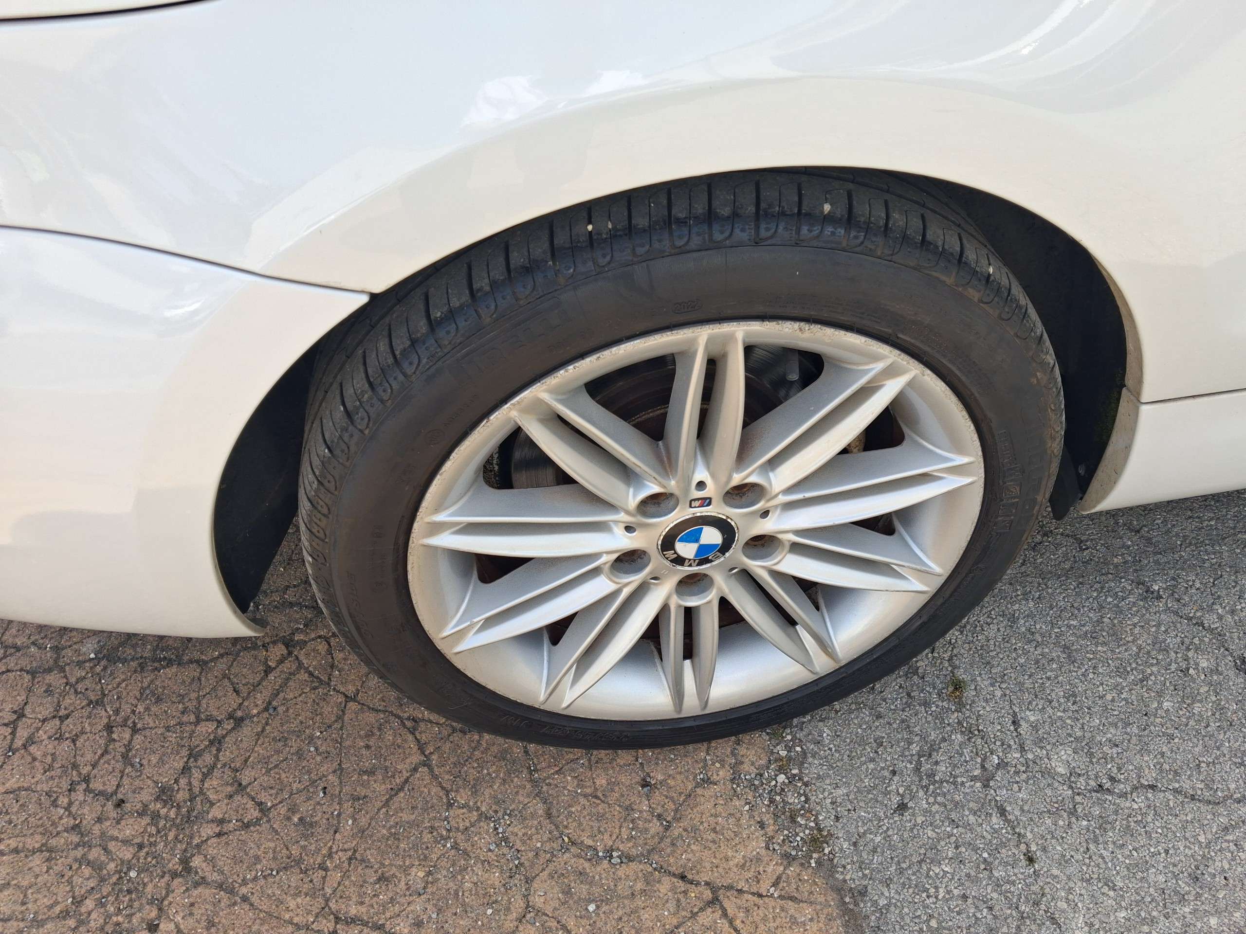 2011 BMW 1 SERIES 2011 BMW 1 SERIES