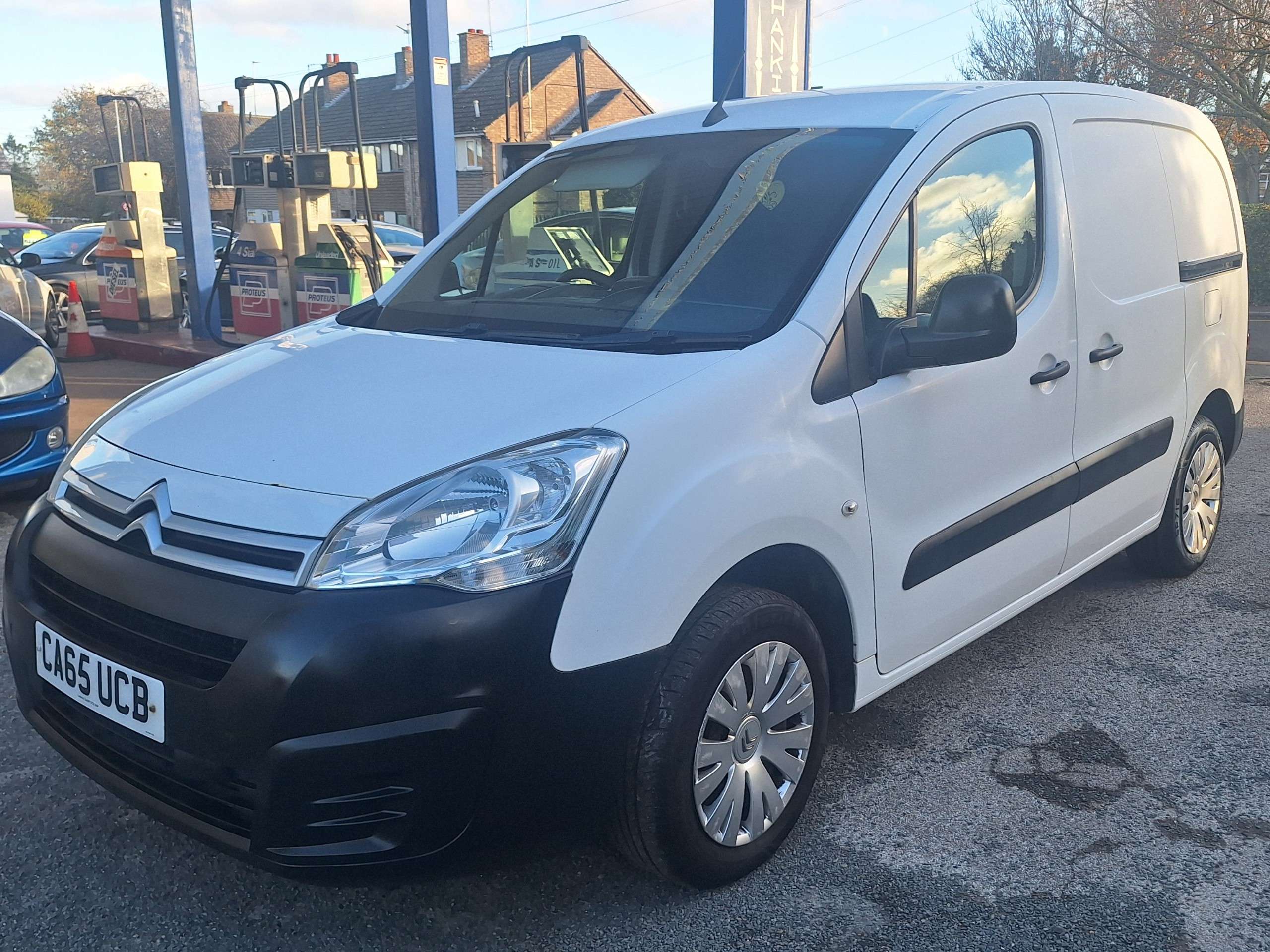 A 2016 CITROEN BERLINGO 1.6 HDi 625 Enterprise Panel Van 5dr Diesel Manual L1 (131 g/km, 75 bhp) A 2016 CITROEN BERLINGO 1.6 HDi 625 Enterprise Panel Van 5dr Diesel Manual L1 (131 g/km, 75 bhp)