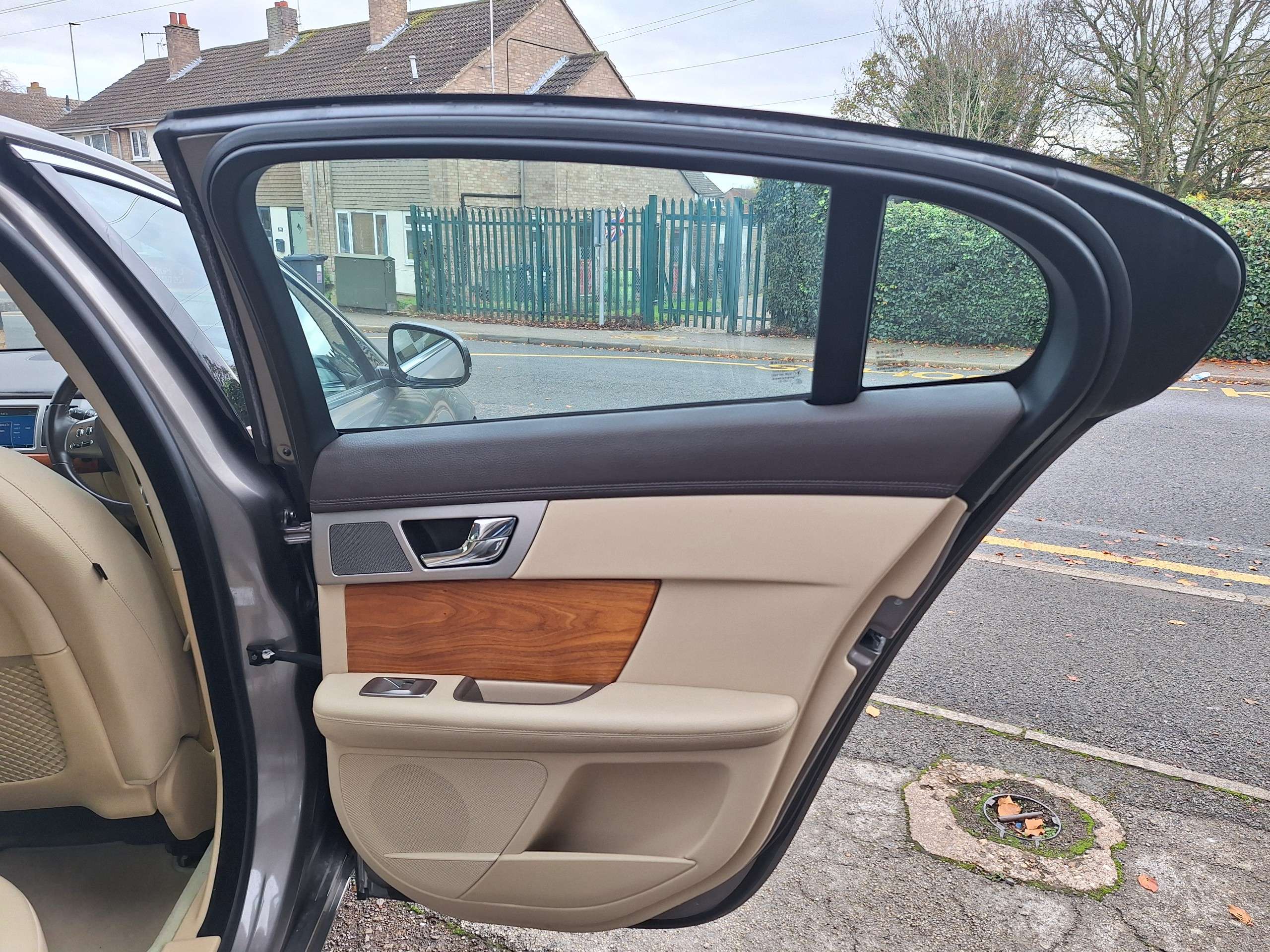 2009 JAGUAR XF 2009 JAGUAR XF