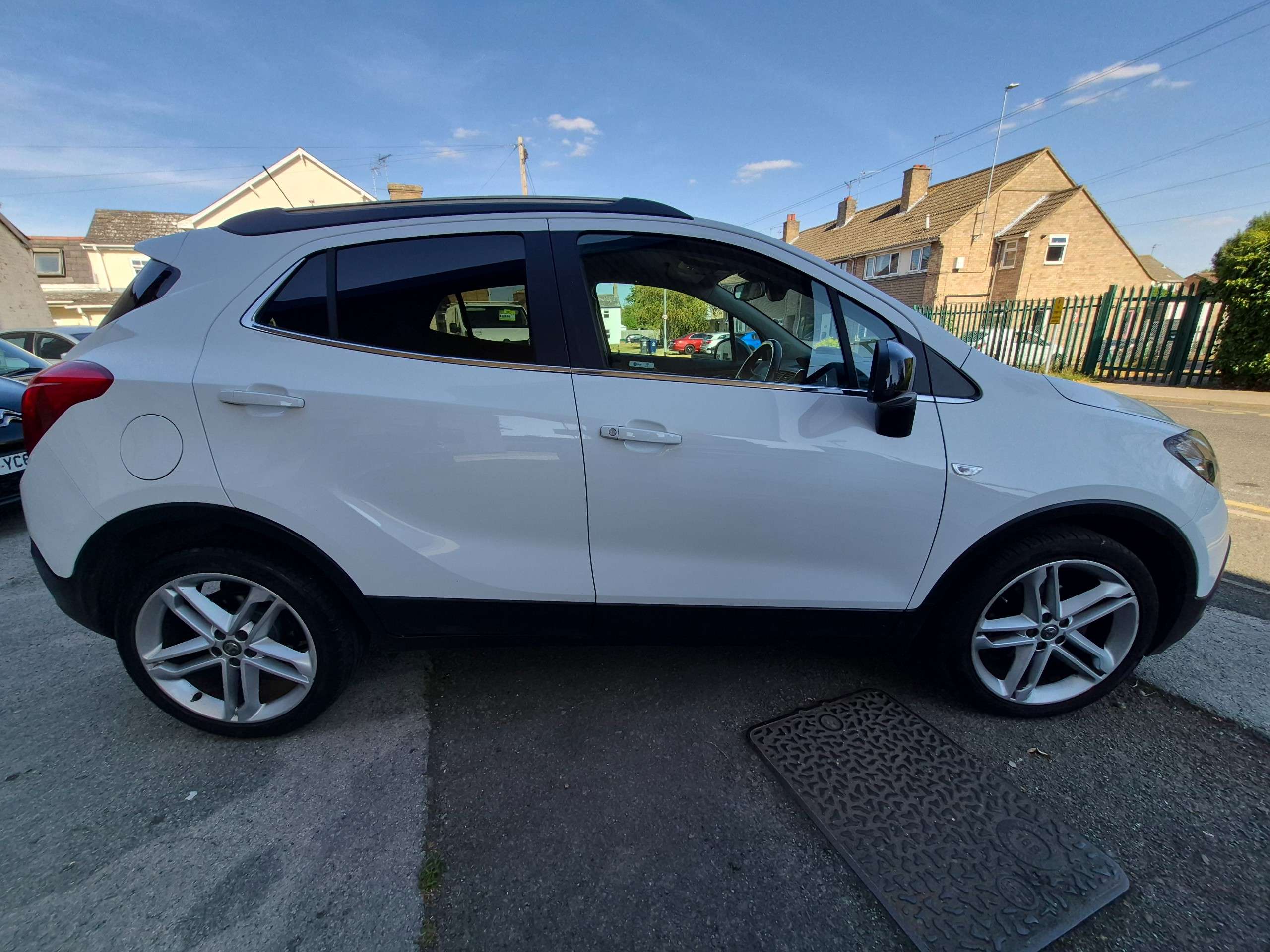 A 2016 VAUXHALL MOKKA 1.6 CDTi Limited Edition SUV 5dr Diesel Manual 2WD Euro 6 (s/s) (136 ps) A 2016 VAUXHALL MOKKA 1.6 CDTi Limited Edition SUV 5dr Diesel Manual 2WD Euro 6 (s/s) (136 ps)