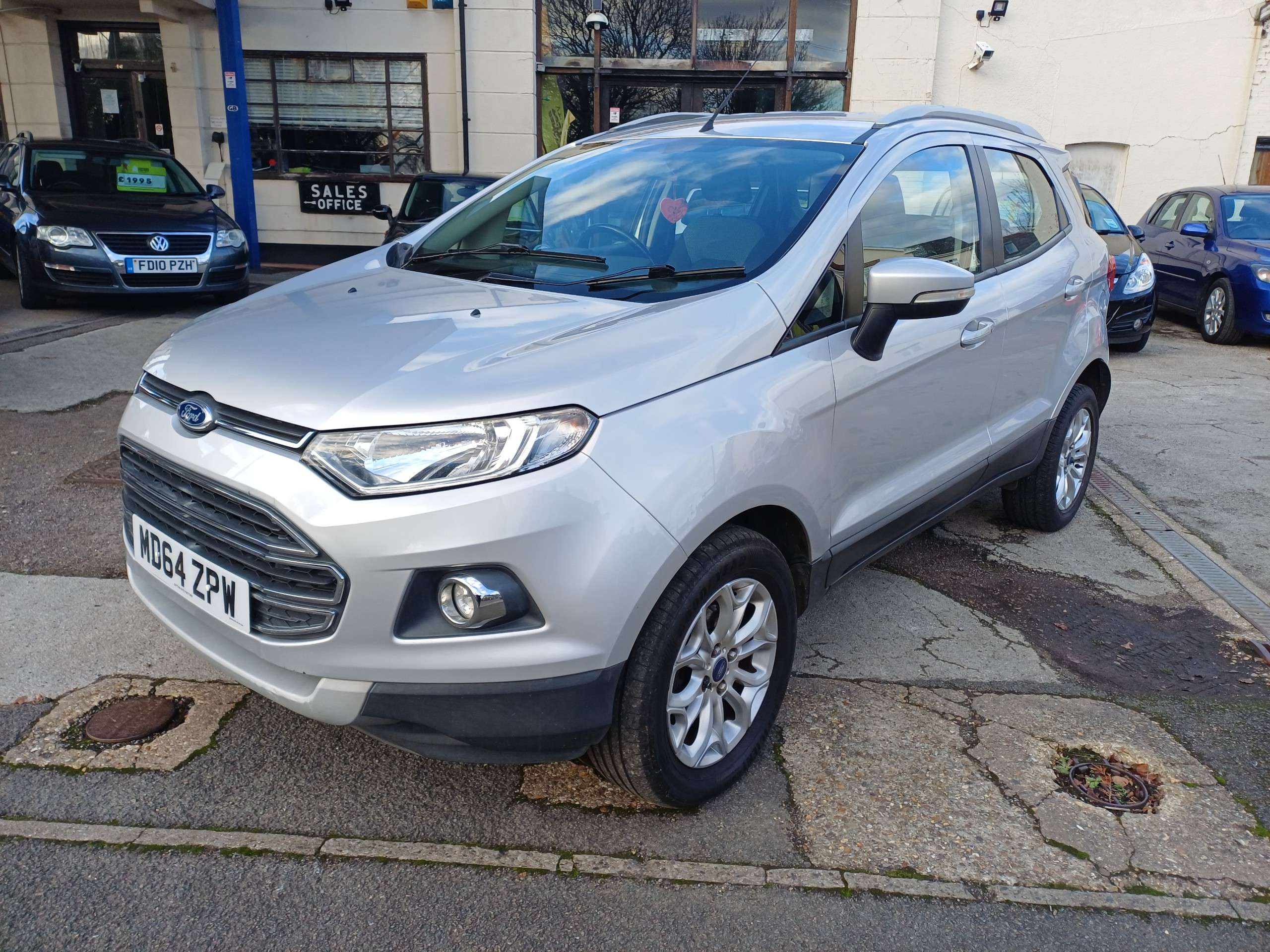 A 2015 FORD ECOSPORT 1.5 TDCi Titanium SUV 5dr Diesel Manual 2WD Euro 5 (90 ps) A 2015 FORD ECOSPORT 1.5 TDCi Titanium SUV 5dr Diesel Manual 2WD Euro 5 (90 ps)