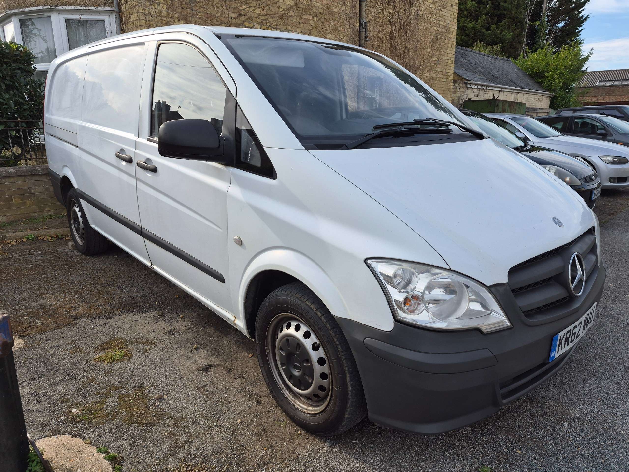A 2012 MERCEDES-BENZ VITO 2.1 113 CDi Panel Van 5dr Diesel Manual L1 (198 g/km, 136 bhp) A 2012 MERCEDES-BENZ VITO 2.1 113 CDi Panel Van 5dr Diesel Manual L1 (198 g/km, 136 bhp)
