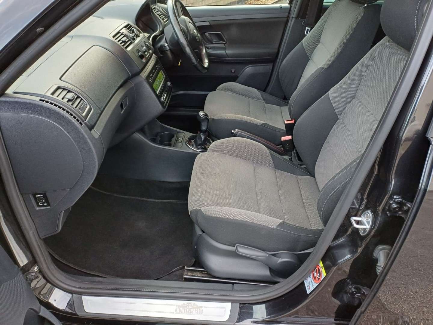 2012 SKODA FABIA 2012 SKODA FABIA