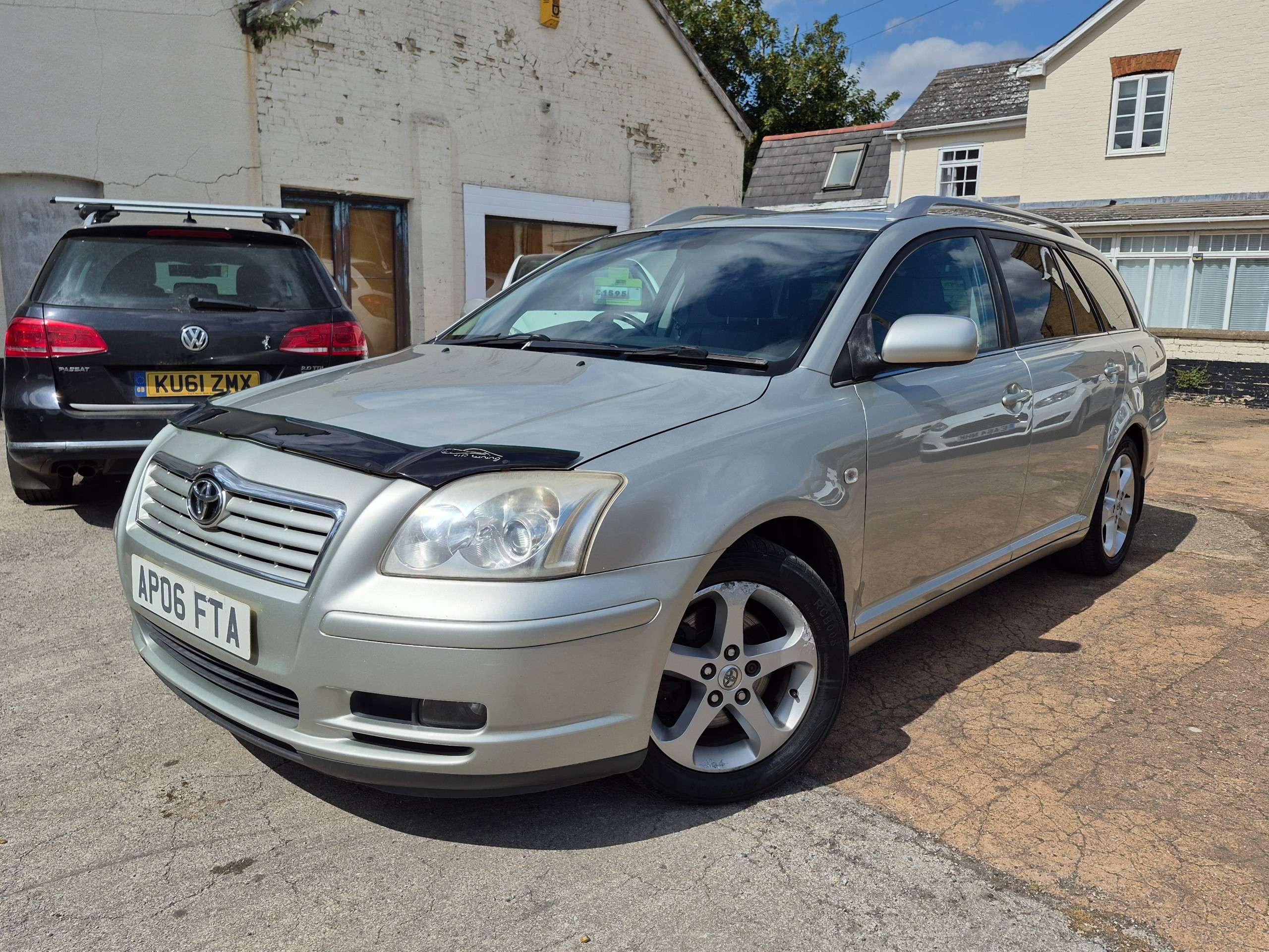 A 2006 TOYOTA AVENSIS 2.2 D-4D T Spirit Estate 5dr Diesel Manual (158 g/km, 148 bhp) A 2006 TOYOTA AVENSIS 2.2 D-4D T Spirit Estate 5dr Diesel Manual (158 g/km, 148 bhp)