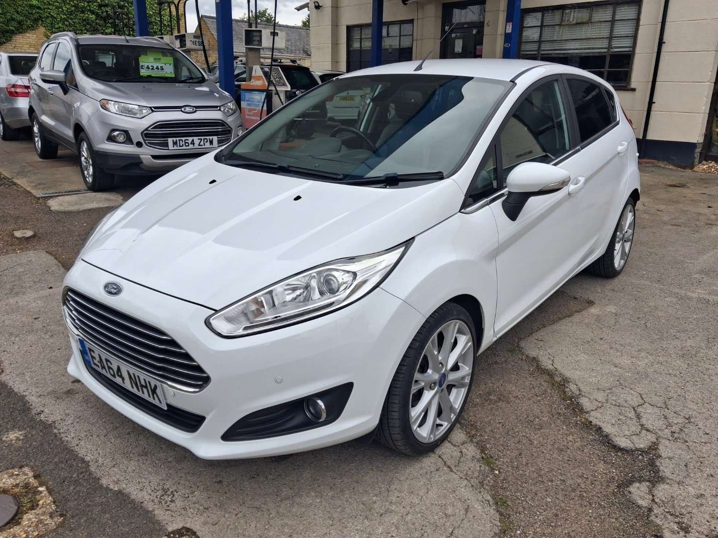 A 2014 FORD FIESTA 1.0T EcoBoost Titanium X Hatchback 5dr Petrol Manual Euro 5 (s/s) (100 ps) A 2014 FORD FIESTA 1.0T EcoBoost Titanium X Hatchback 5dr Petrol Manual Euro 5 (s/s) (100 ps)