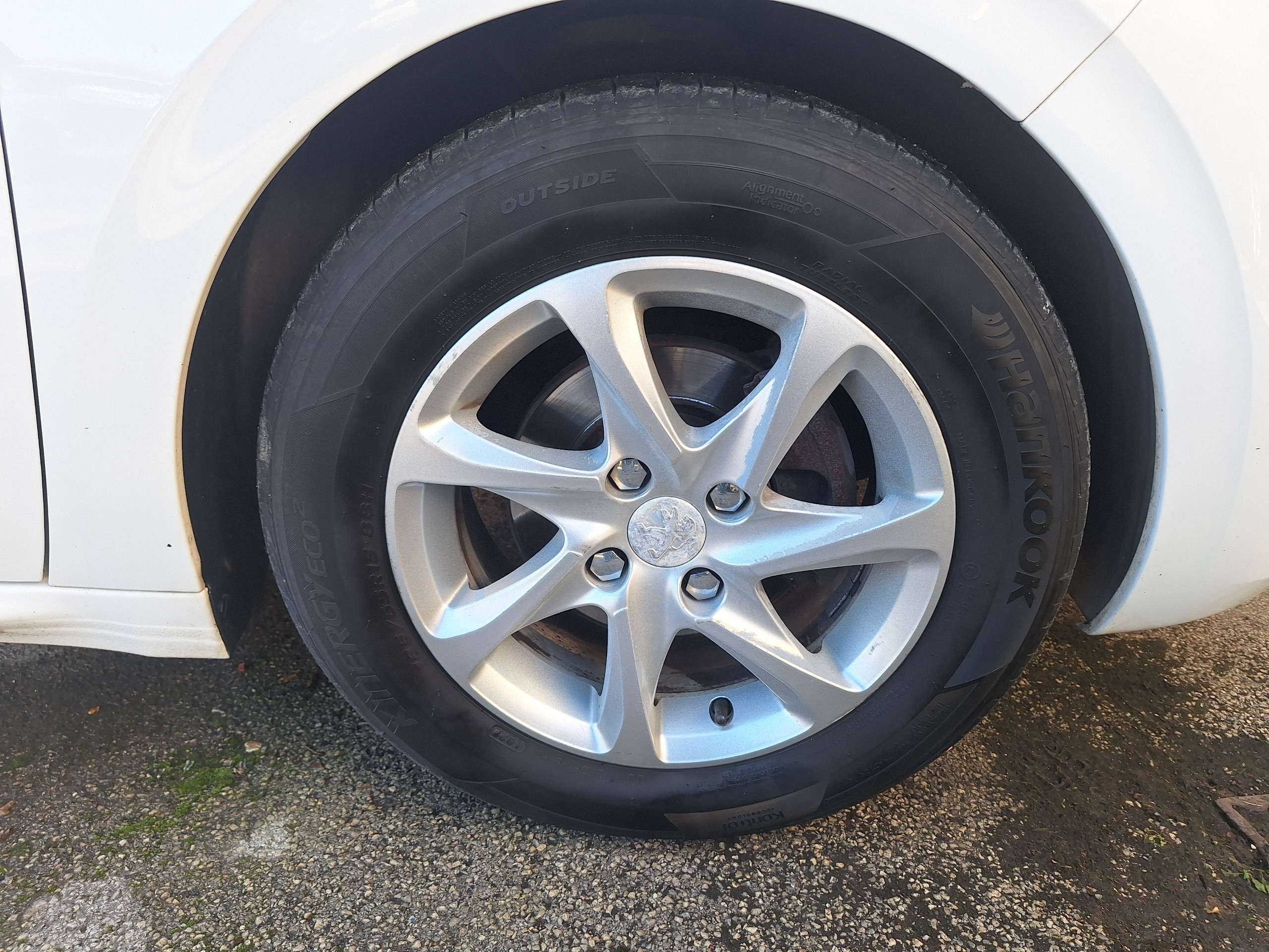 2015 PEUGEOT 208 2015 PEUGEOT 208