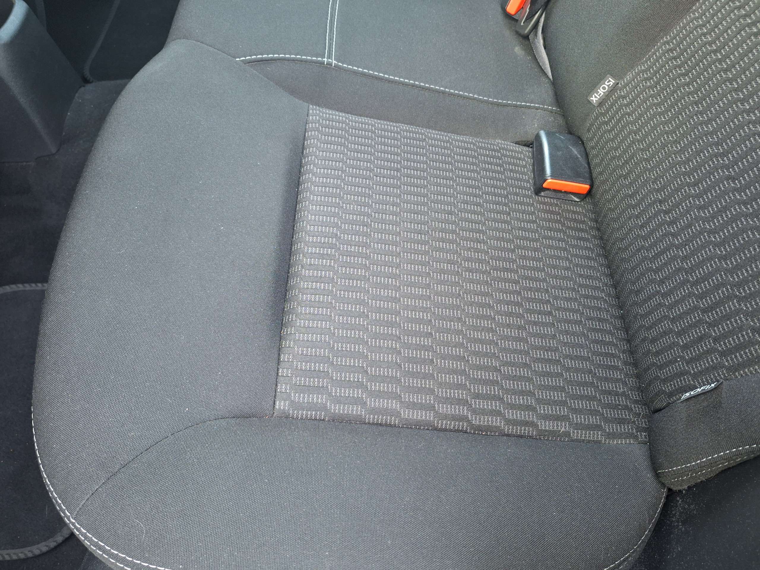 2015 PEUGEOT 208 2015 PEUGEOT 208