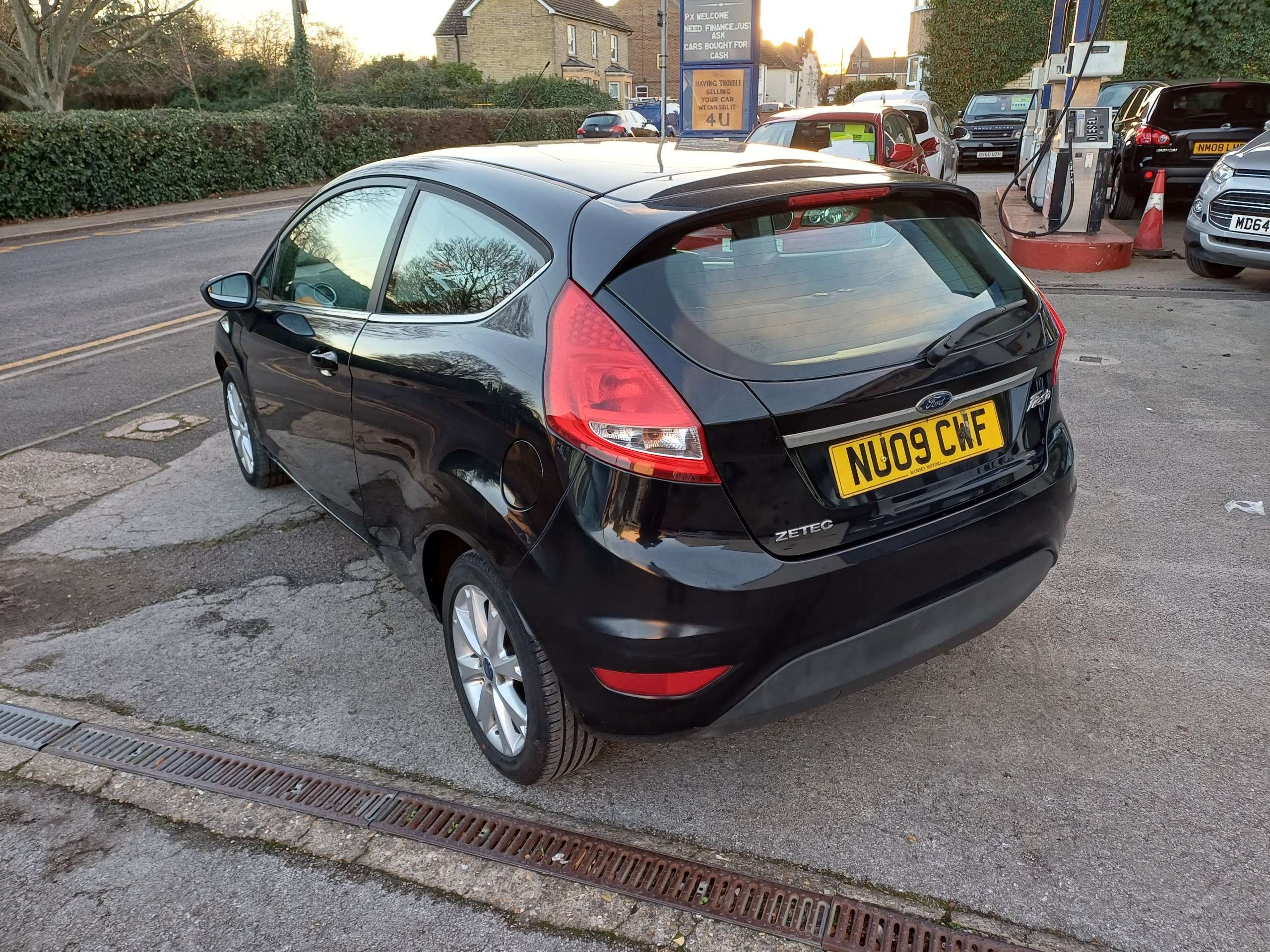 A 2009 FORD FIESTA 1.25 Zetec Hatchback 3dr Petrol Manual (133 g/km, 81 bhp) A 2009 FORD FIESTA 1.25 Zetec Hatchback 3dr Petrol Manual (133 g/km, 81 bhp)