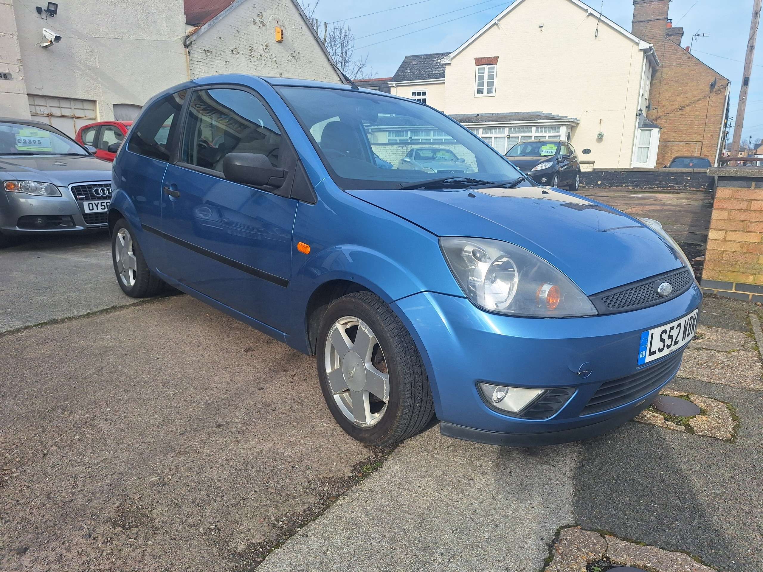 A 2002 FORD FIESTA 1.4 Zetec Hatchback 3dr Petrol Manual (158 g/km, 79 bhp) A 2002 FORD FIESTA 1.4 Zetec Hatchback 3dr Petrol Manual (158 g/km, 79 bhp)