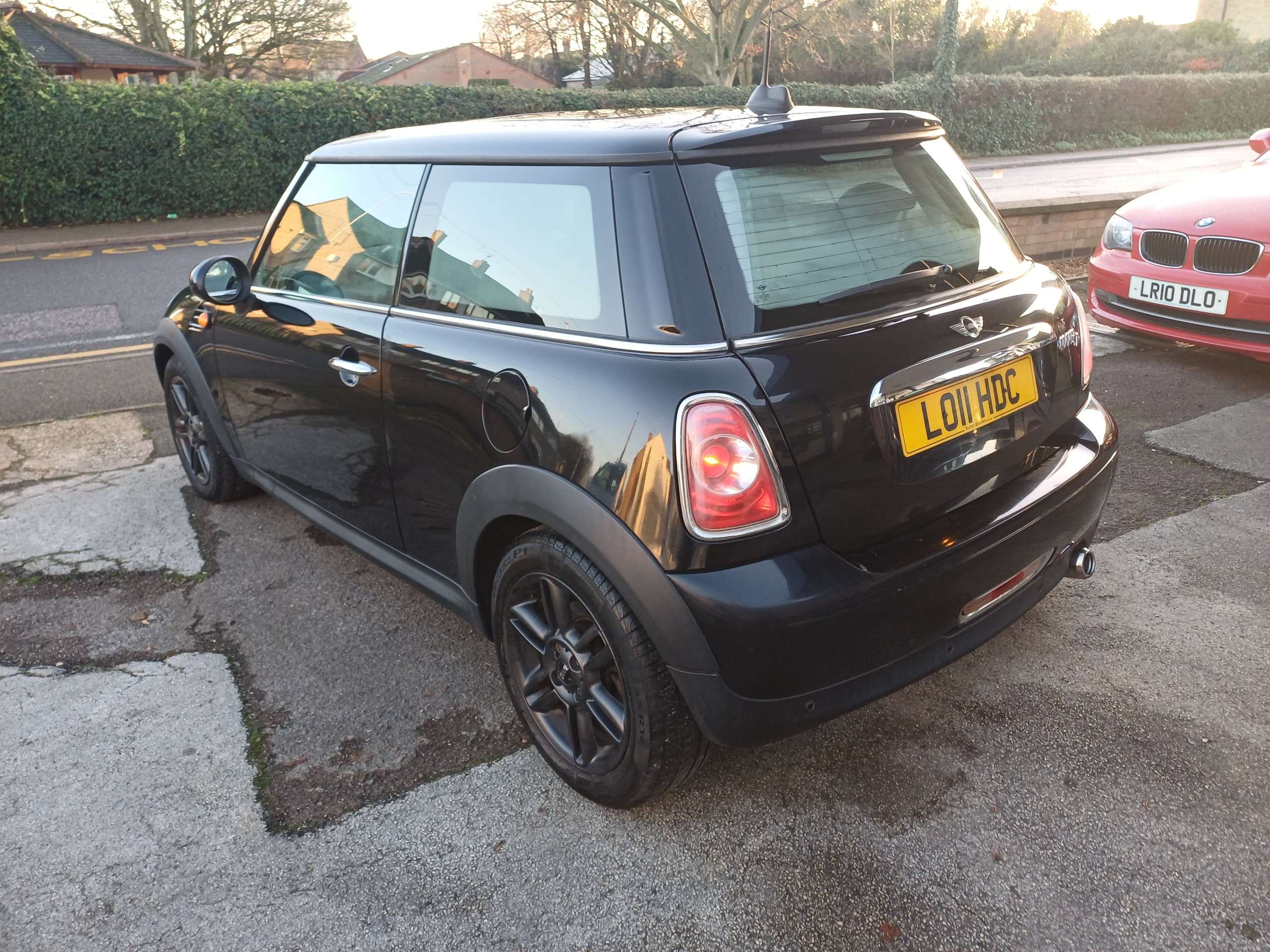 A 2011 MINI HATCH 1.6 Cooper D Hatchback 3dr Diesel Manual Euro 5 (s/s) (112 ps) A 2011 MINI HATCH 1.6 Cooper D Hatchback 3dr Diesel Manual Euro 5 (s/s) (112 ps)