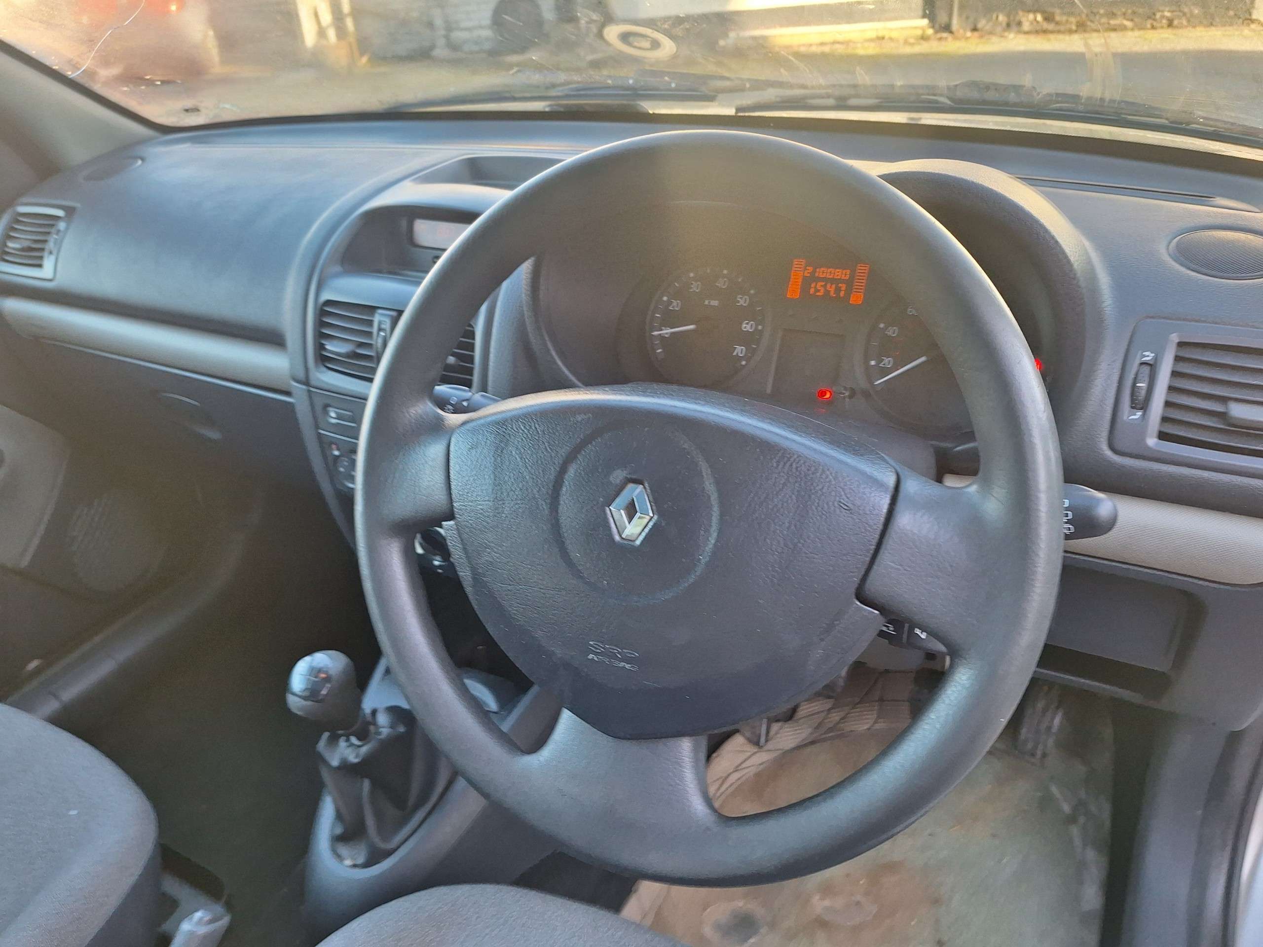 2005 RENAULT CLIO 2005 RENAULT CLIO