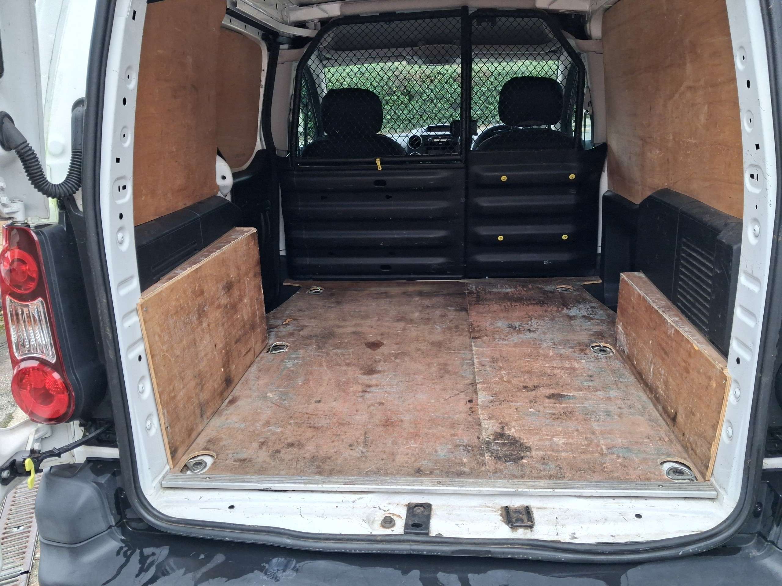 2015 PEUGEOT PARTNER 2015 PEUGEOT PARTNER