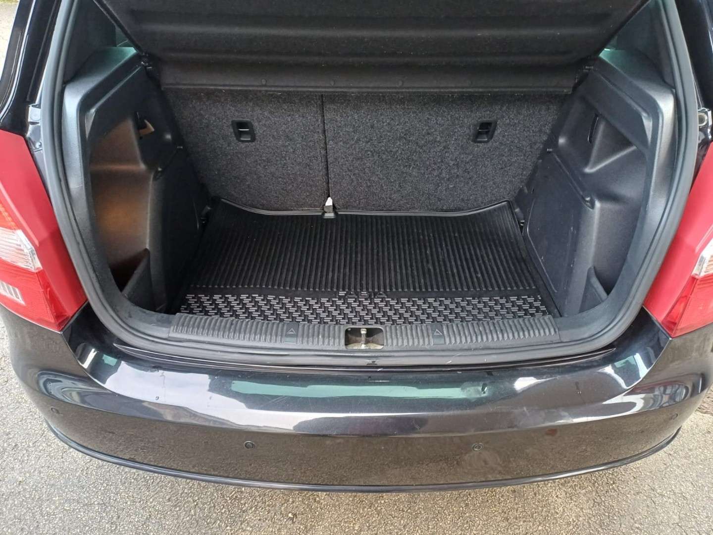 2012 SKODA FABIA 2012 SKODA FABIA