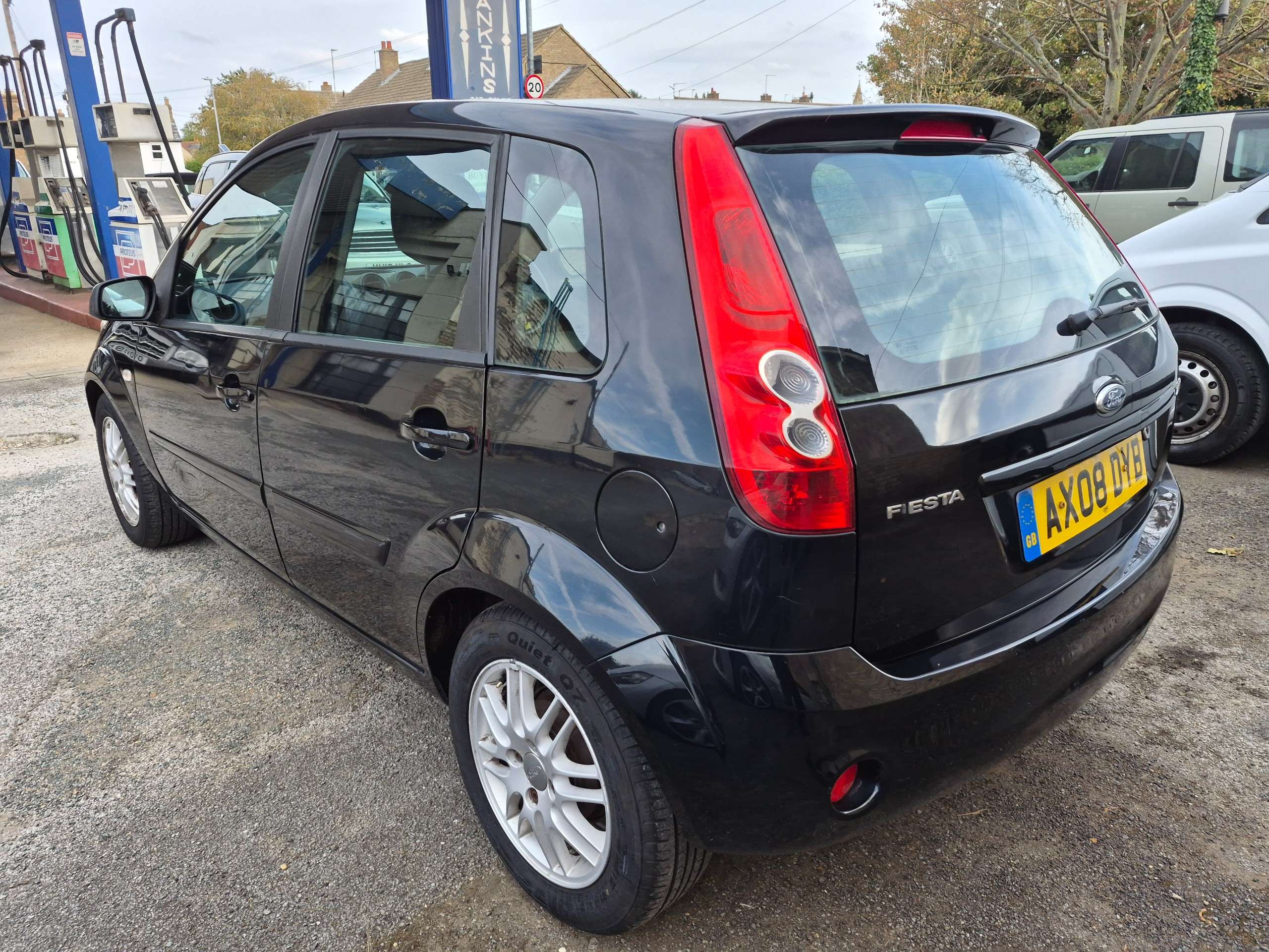 A 2008 FORD FIESTA 1.25 Zetec Blue Edition Hatchback 5dr Petrol Manual (142 g/km, 74 bhp) A 2008 FORD FIESTA 1.25 Zetec Blue Edition Hatchback 5dr Petrol Manual (142 g/km, 74 bhp)