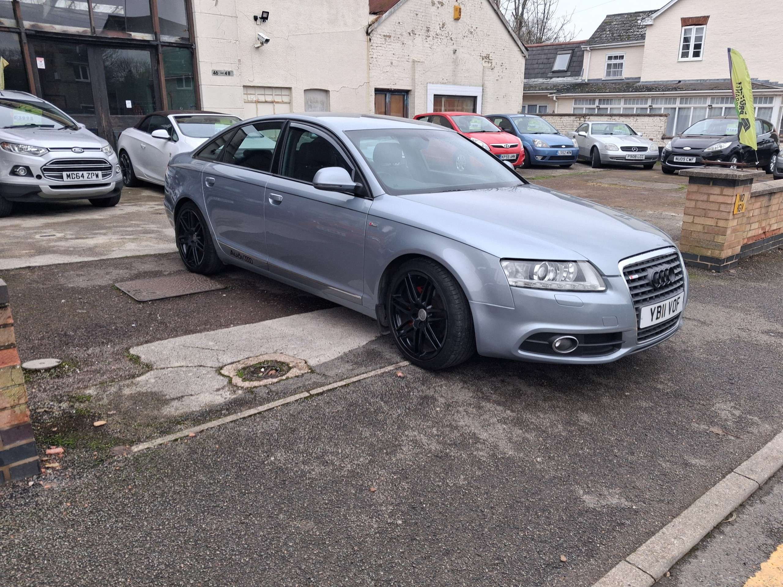 A 2011 AUDI A6 SALOON 2.0 TFSI Le Mans Saloon 4dr Petrol Manual Euro 5 (170 ps) A 2011 AUDI A6 SALOON 2.0 TFSI Le Mans Saloon 4dr Petrol Manual Euro 5 (170 ps)