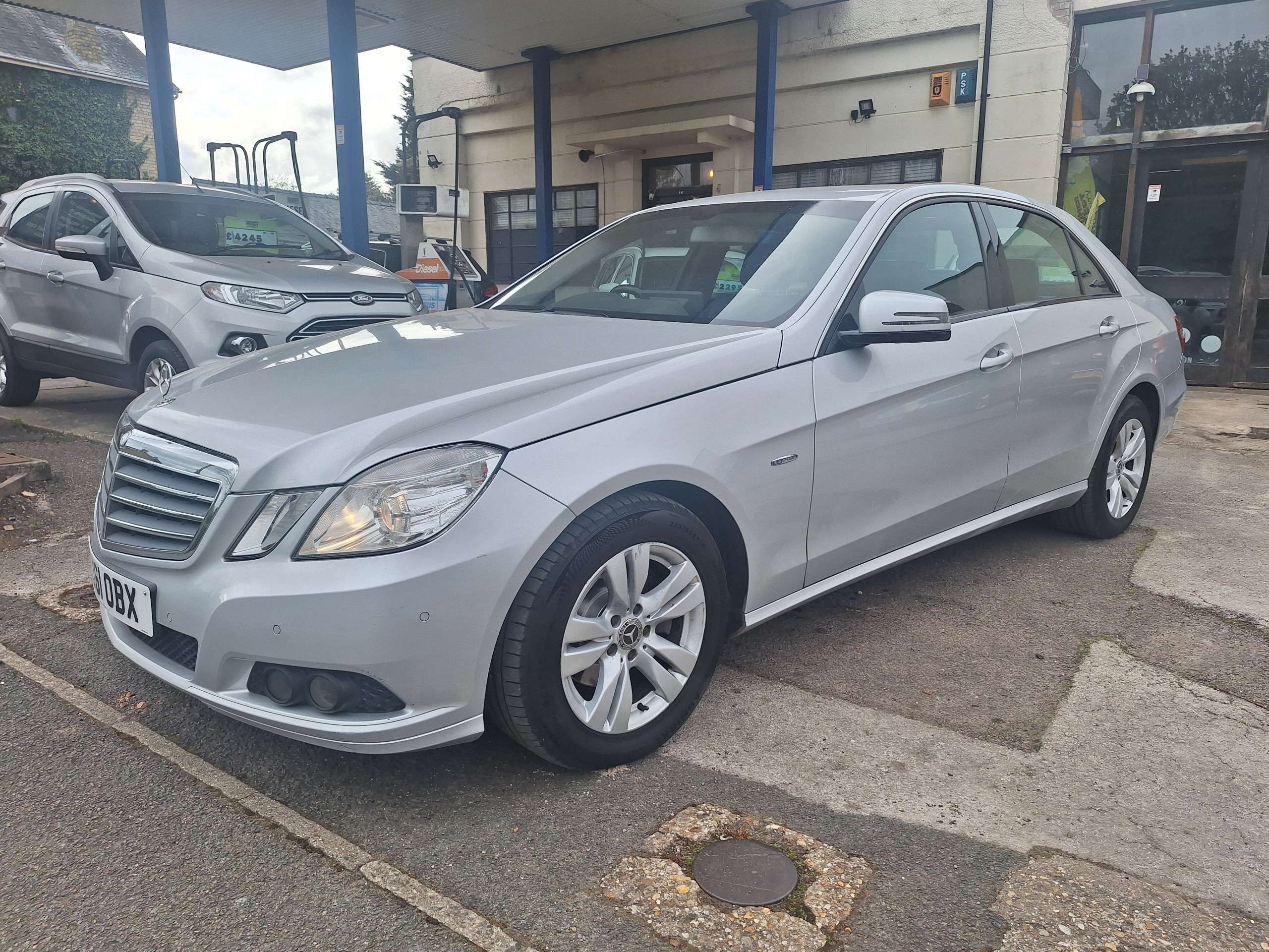 2011 MERCEDES-BENZ E CLASS 2011 MERCEDES-BENZ E CLASS