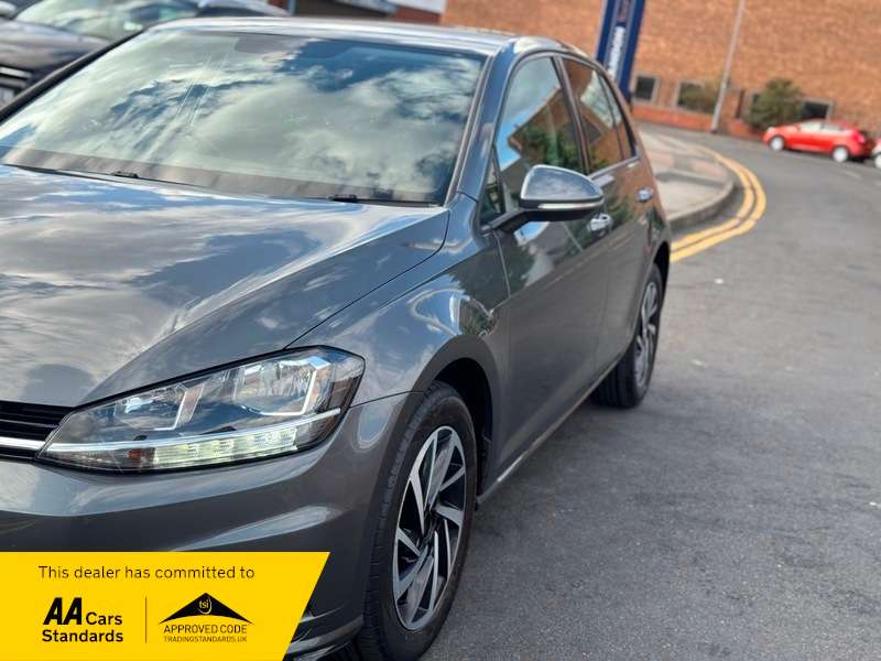 2019 VOLKSWAGEN GOLF 2019 VOLKSWAGEN GOLF
