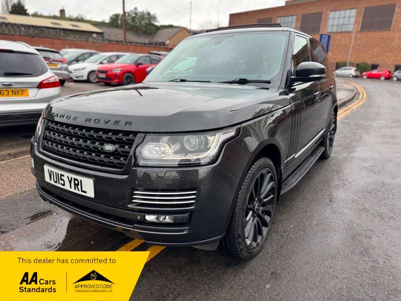 A 2015 LAND ROVER RANGE ROVER 4.4 SD V8 Autobiography Auto 4WD Euro 5 5dr A 2015 LAND ROVER RANGE ROVER 4.4 SD V8 Autobiography Auto 4WD Euro 5 5dr