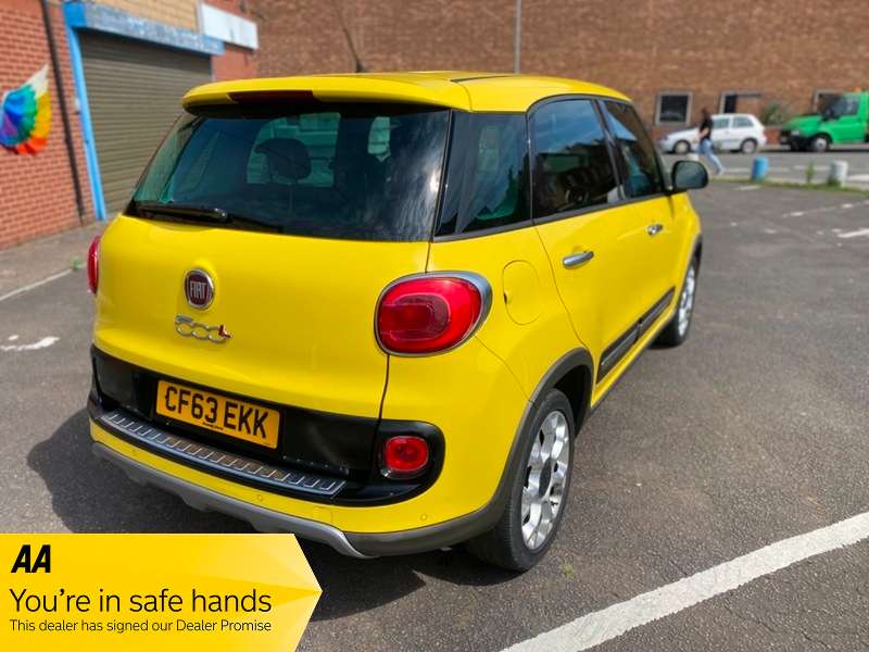 2014 FIAT 500L 2014 FIAT 500L