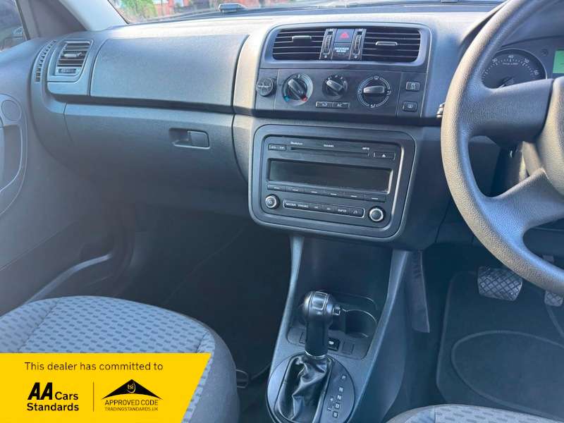 2012 SKODA FABIA 2012 SKODA FABIA
