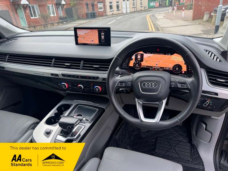 2015 AUDI Q7 2015 AUDI Q7