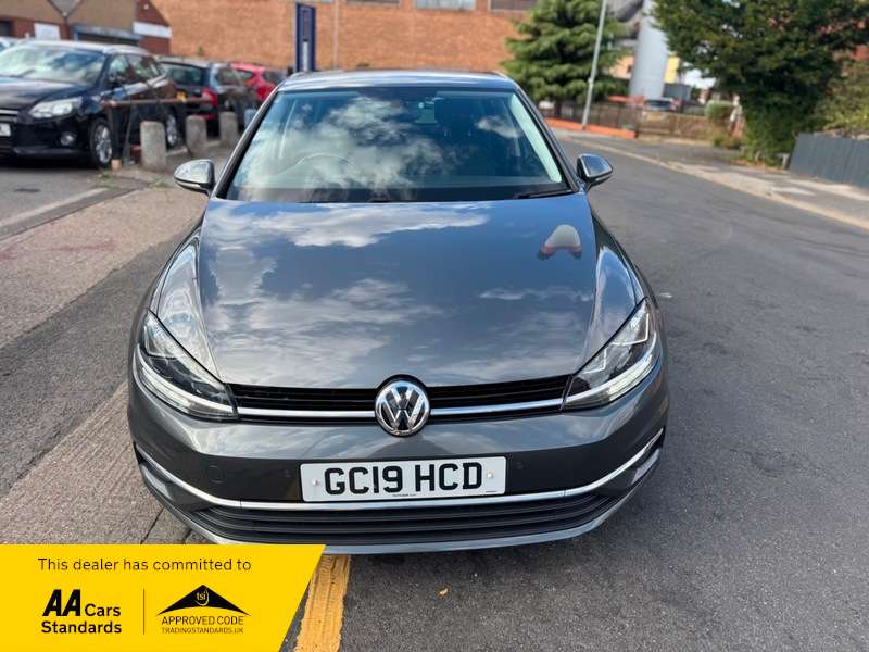 A 2019 VOLKSWAGEN GOLF 1.6 TDI Match DSG Euro 6 (s/s) 5dr A 2019 VOLKSWAGEN GOLF 1.6 TDI Match DSG Euro 6 (s/s) 5dr