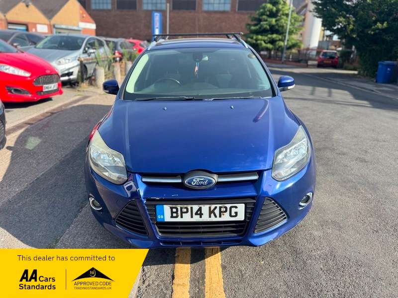 A 2014 FORD FOCUS 1.6 Zetec Navigator Powershift Euro 5 5dr A 2014 FORD FOCUS 1.6 Zetec Navigator Powershift Euro 5 5dr