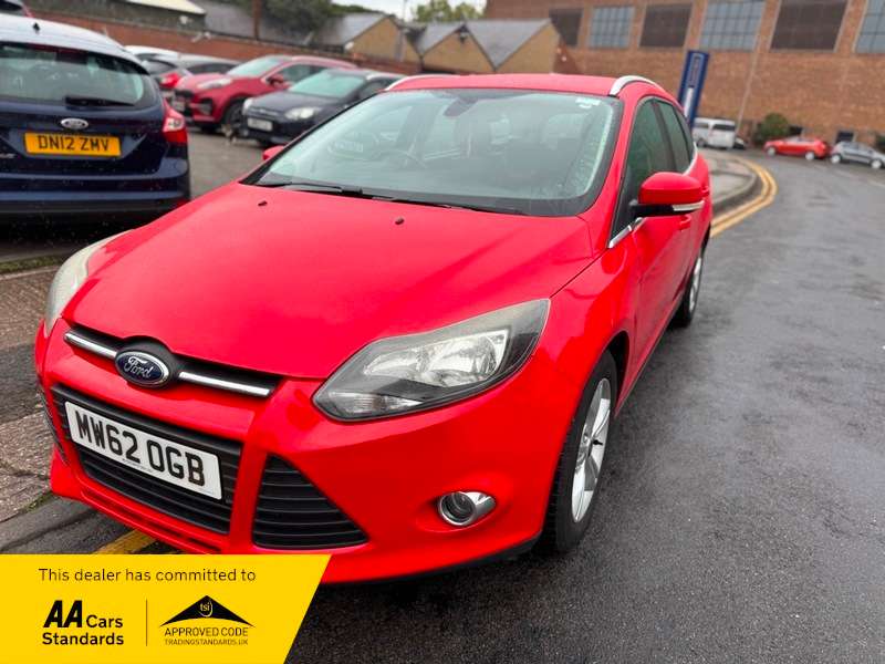 A 2013 FORD FOCUS 1.6 Zetec Powershift Euro 5 5dr A 2013 FORD FOCUS 1.6 Zetec Powershift Euro 5 5dr