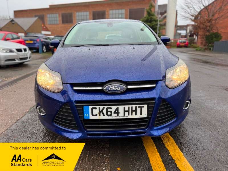 A 2014 FORD FOCUS 1.6 Zetec Navigator Powershift Euro 5 5dr A 2014 FORD FOCUS 1.6 Zetec Navigator Powershift Euro 5 5dr